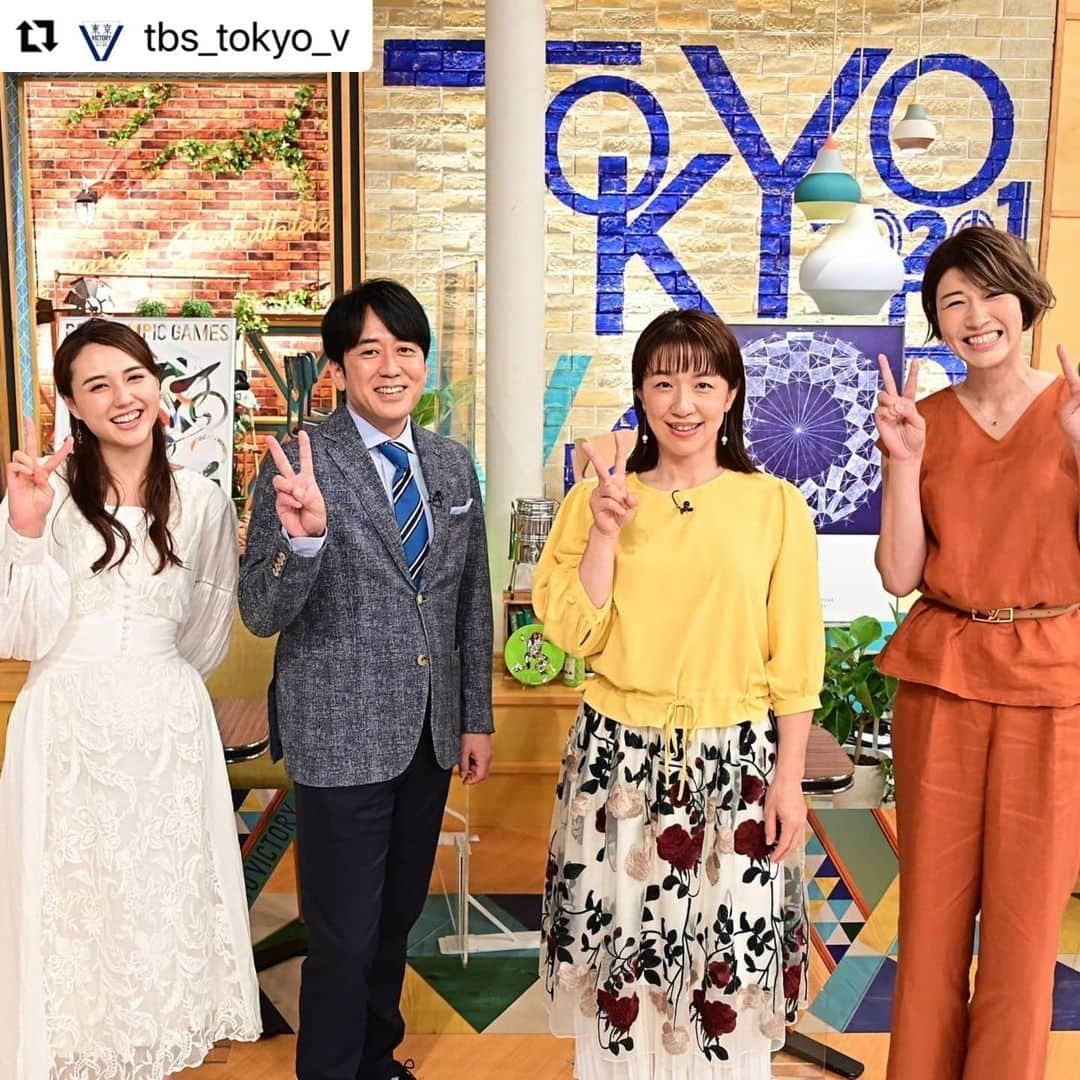 狩野舞子さんのインスタグラム写真 - (狩野舞子Instagram)「・ 明日7/17（土）朝7時 TBS 『東京VICTORY』に出演させていただきます💪 ・ 各競技の見どころはもちろん、キッズ達と楽しくお話ししながらの収録😊 アテネオリンピックで旗手を務められた浜口さんの爆笑練習方法にも注目です🤣💪 ぜひ観てくださいね💙💛🖤💚❤️ ・ #Repost @tbs_tokyo_v with @make_repost ・・・ 今週のオンエアもたくさん笑顔になります‼️  東京オリンピック、パラリンピックまであと7日🌈 テレビの前で一緒に応援しましょう📢 ・ #TBS #東京VICTORY #松木安太郎 さん #浜口京子 さん #安住紳一郎 さん #山形純菜 さん #狩野舞子」7月16日 20時38分 - kanochan715