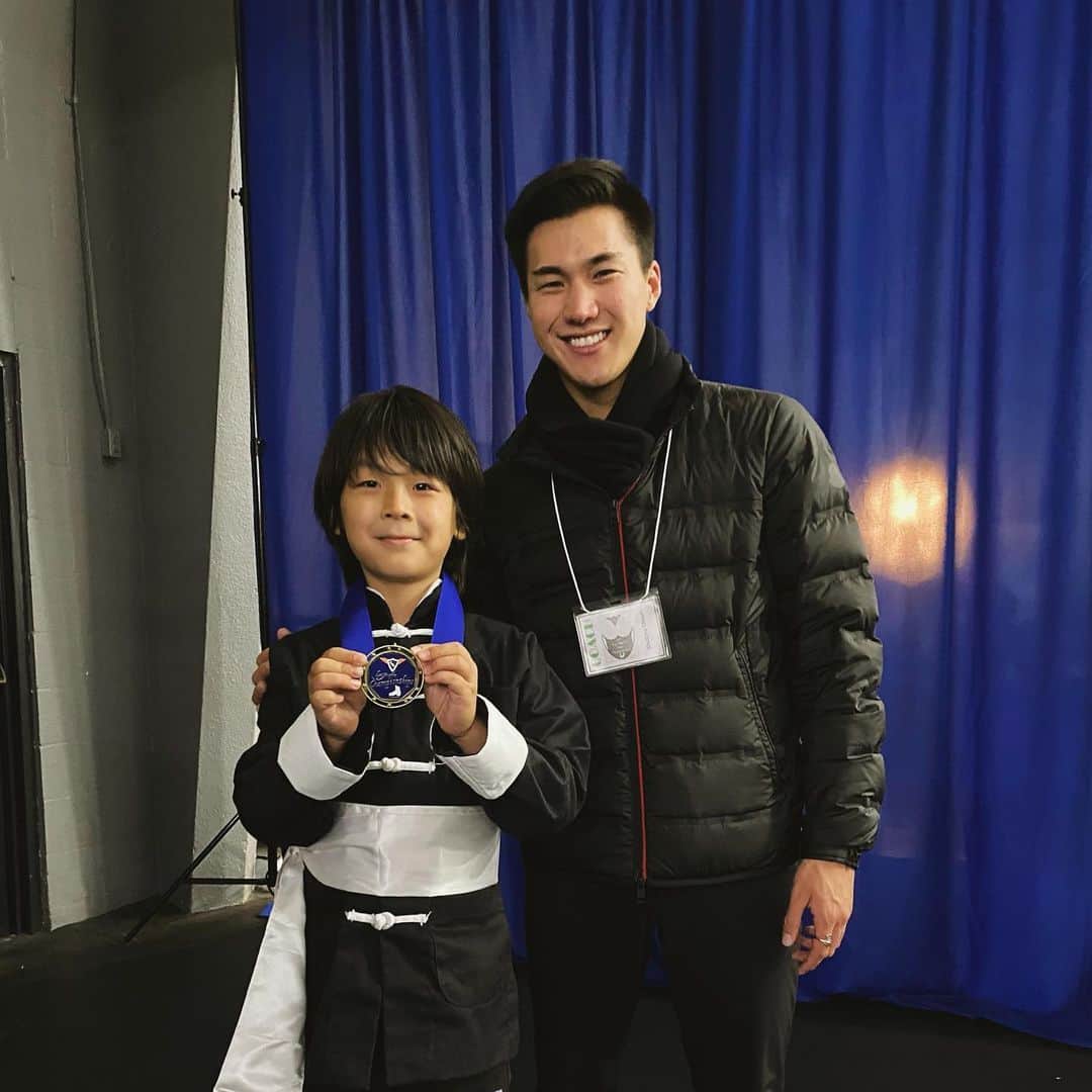 大森勝太朗のインスタグラム：「Our next generation of boys in skating! I am so proud of them and their success at LA Open. Keep learning and growing and you will go so far 🌱🔜🌳」