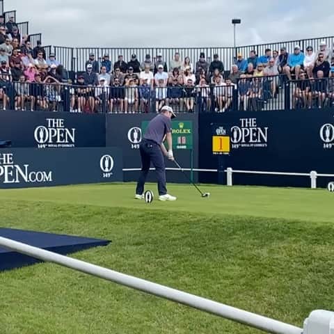 ロバート・マッキンタイアのインスタグラム：「Weekend golf @theopen 😍😍」