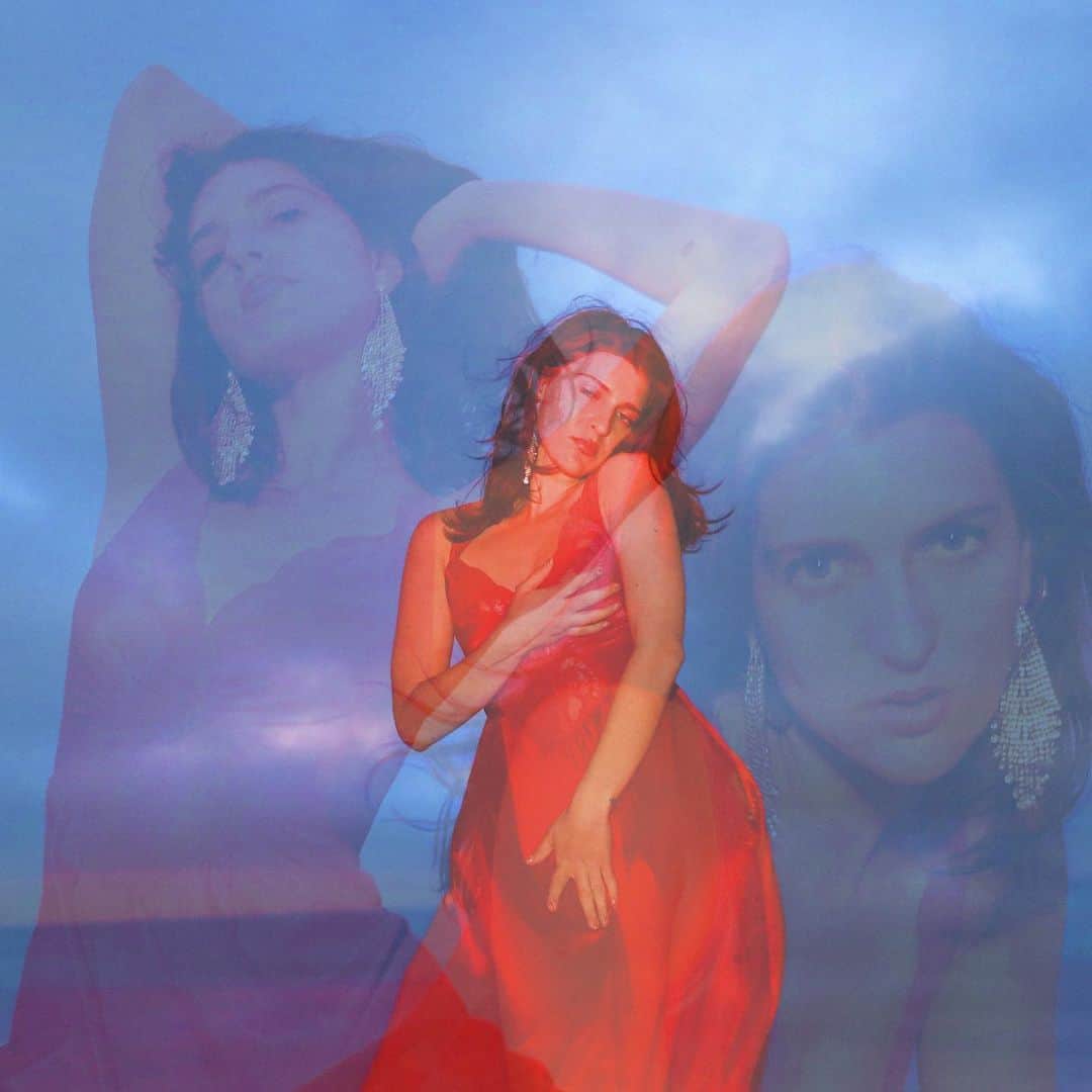 HOLYCHILDのインスタグラム：「I RELEASED MY EP FOR MY SOLO PROJECT @REVENGEWIFE GO LISTEN GO FOLLOW IF U SUPPORT ART FIND ME THERE ok thanks! Xoxox liz」
