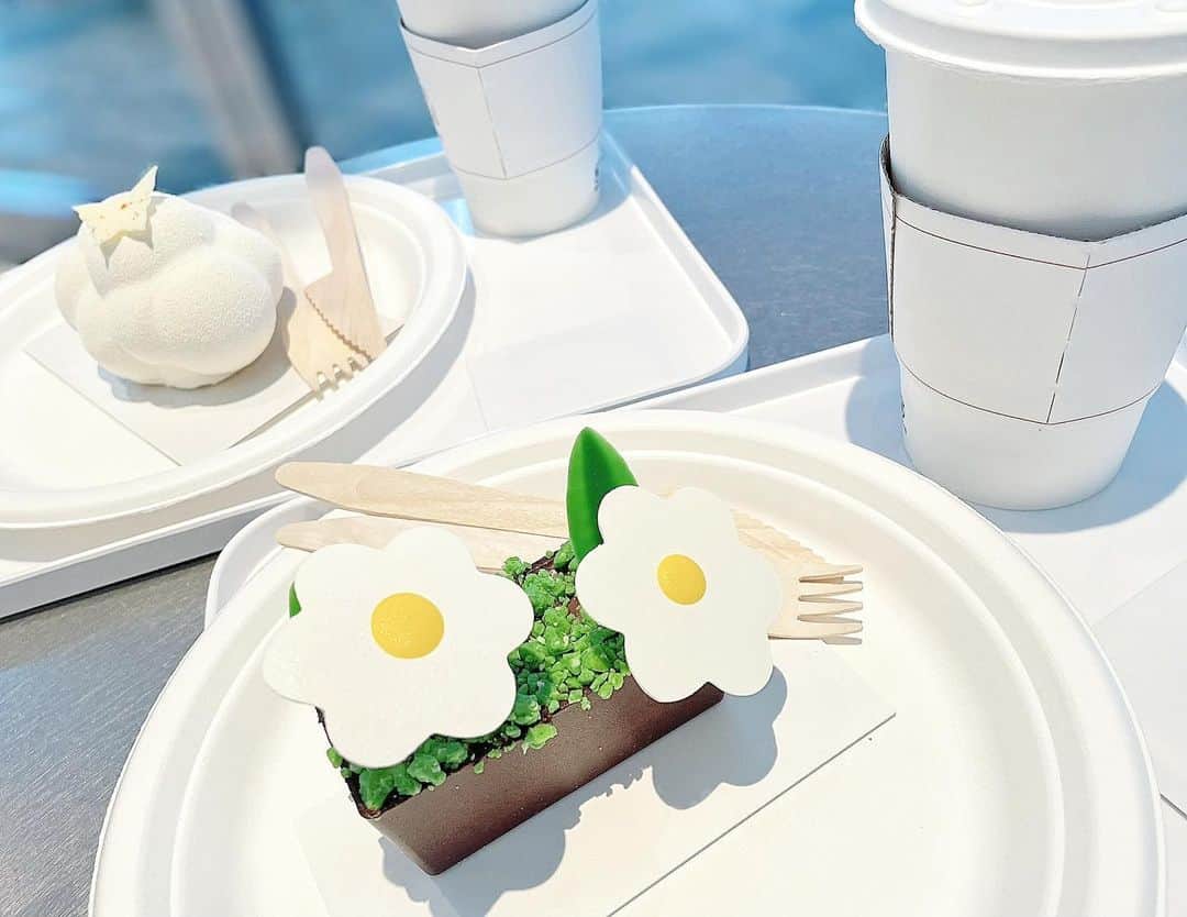 阿久津友理のインスタグラム：「☁️ずっと食べたかったケーキ🌱」