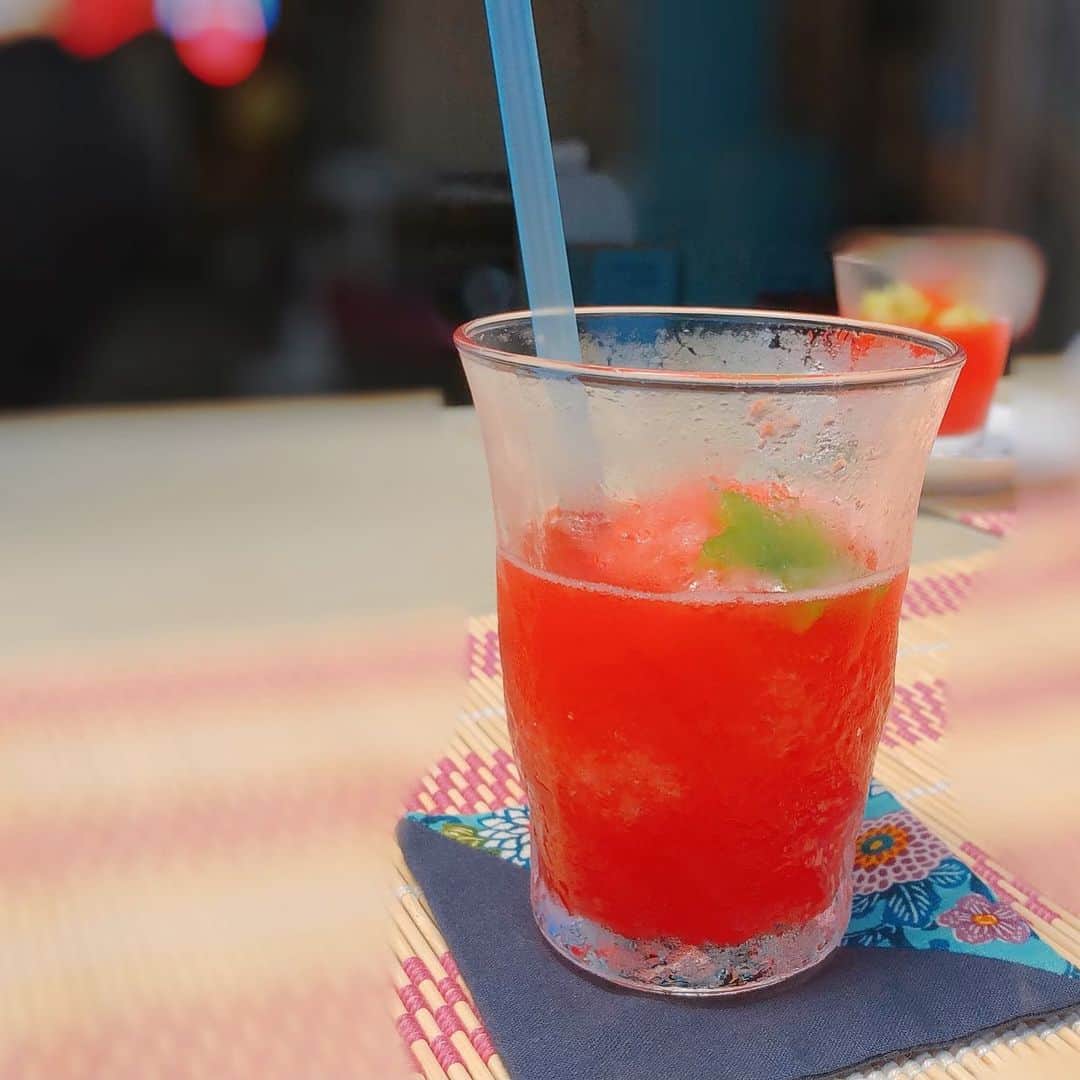 濱村春香のインスタグラム：「. 今回の旬ナビのテーマはスイカ🍉 ⁡ 明日8/1(日)朝9時〜 再放送8/2(月)朝10時〜 ⁡ ぜひご覧ください☺︎ #かながわ旬菜ナビ #旬ナビ #JA #JA神奈川グループ #テレビ神奈川 #tvk #montbell #衣装提供」