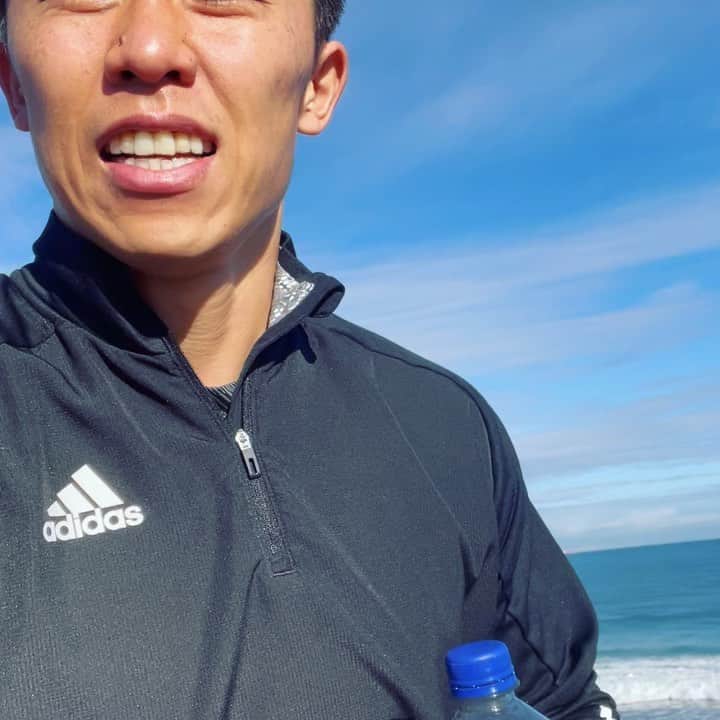 福間文香のインスタグラム：「Anniversary💍4th かなり時差投稿☺️💧 これからも一緒に走り続けてこう🙌 いつもありがとう🌻 @kosuke_ota_official」