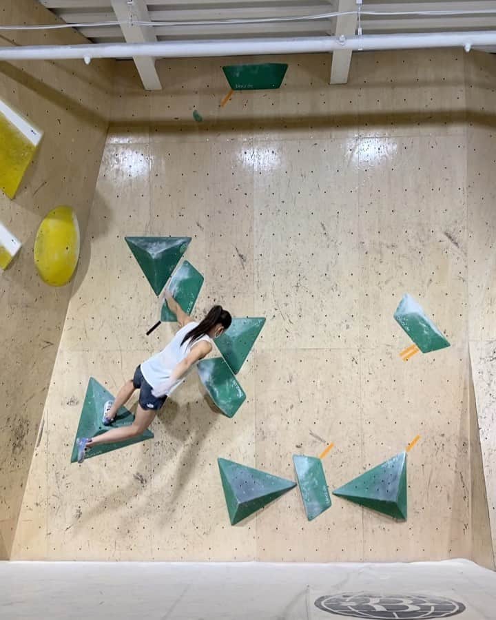 野口啓代のインスタグラム：「Simulation training @bpump_ogikubo ❤️‍🔥 and @katsushika_climbing ❤️‍🔥 * 昨日一昨日のシミュレーション課題たち😻 いろんな場所でたくさんシミュレーションさせてもらえてありがとうございます🙏🏻✨ ———————————————————————— @au_official  @raffinee_orientalbio #三井不動産 @cowsoapcp #zeta @nishikawa_co.ltd  @thenorthfacejp @goldwin_jp @lasportivajp @petzl_official  @newhale_japan @frictionlabs @technogym」