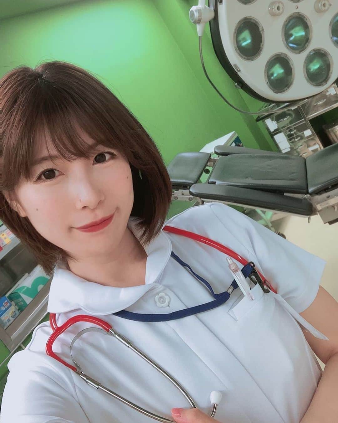 相原みぃのインスタグラム：「すごい本格的な病院セット！😳🏥  #melty撮影会 ありがとうございました🌸  #グラドル #ポートレート #フリーモデル #グラビア #フリーランス #ポートレートモデル #被写体 #撮影会 #写真好きな人と繋がりたい #カメラ好きな人と繋がりたい #くびれ #美脚 #撮影依頼 #仕事依頼 #ミリドル #portrait #shotting #japanesegirl #cute #kawaii #followme」