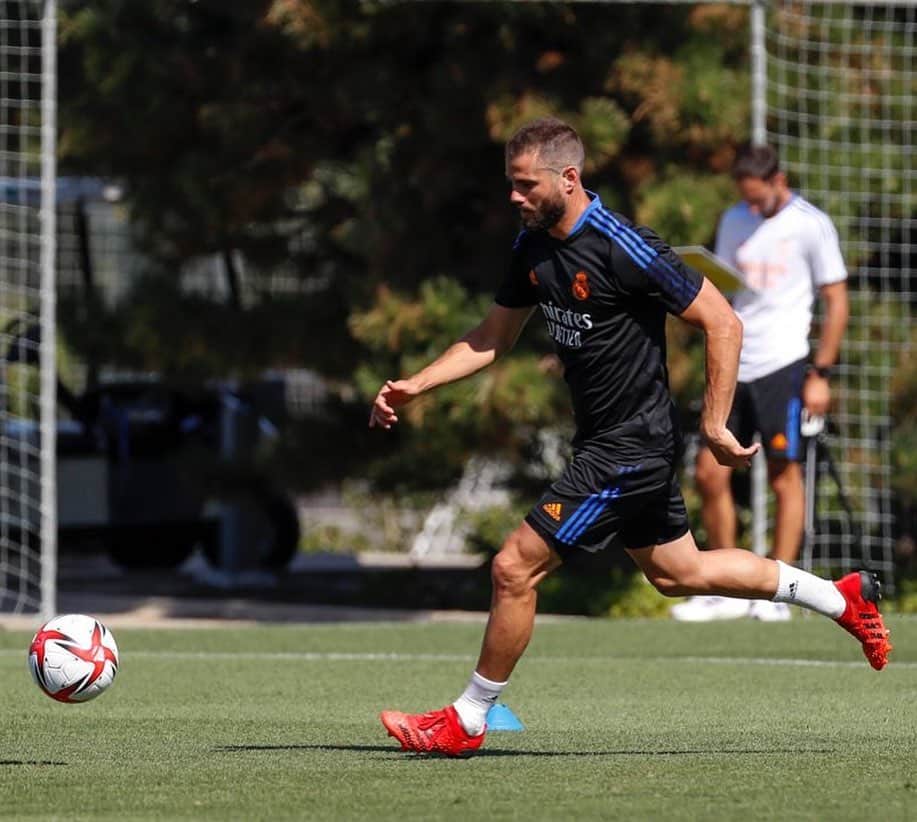ホセ・イグナシオ・フェルナンデス・イグレシアスのインスタグラム：「Seguimos con la preparación ⚽️」