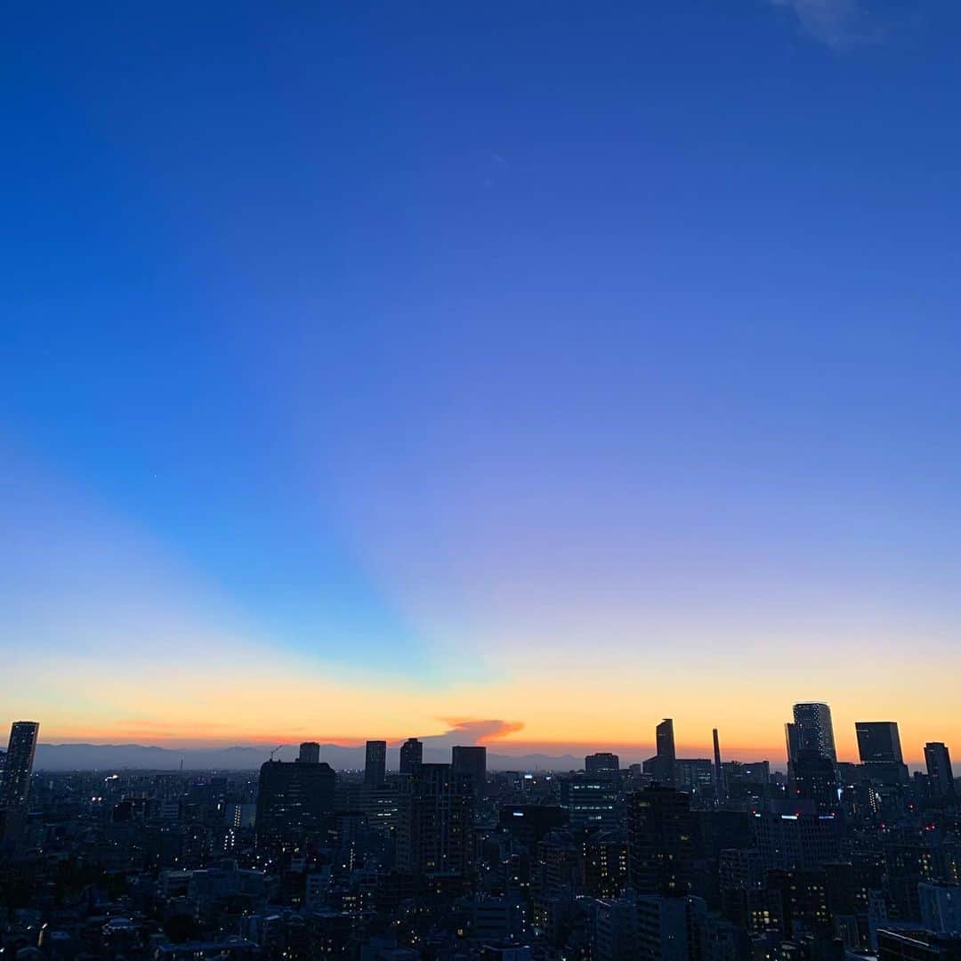 春名亜美さんのインスタグラム写真 - (春名亜美Instagram)「信じられないくらい綺麗な夕空でした」7月17日 23時58分 - amiharunaami