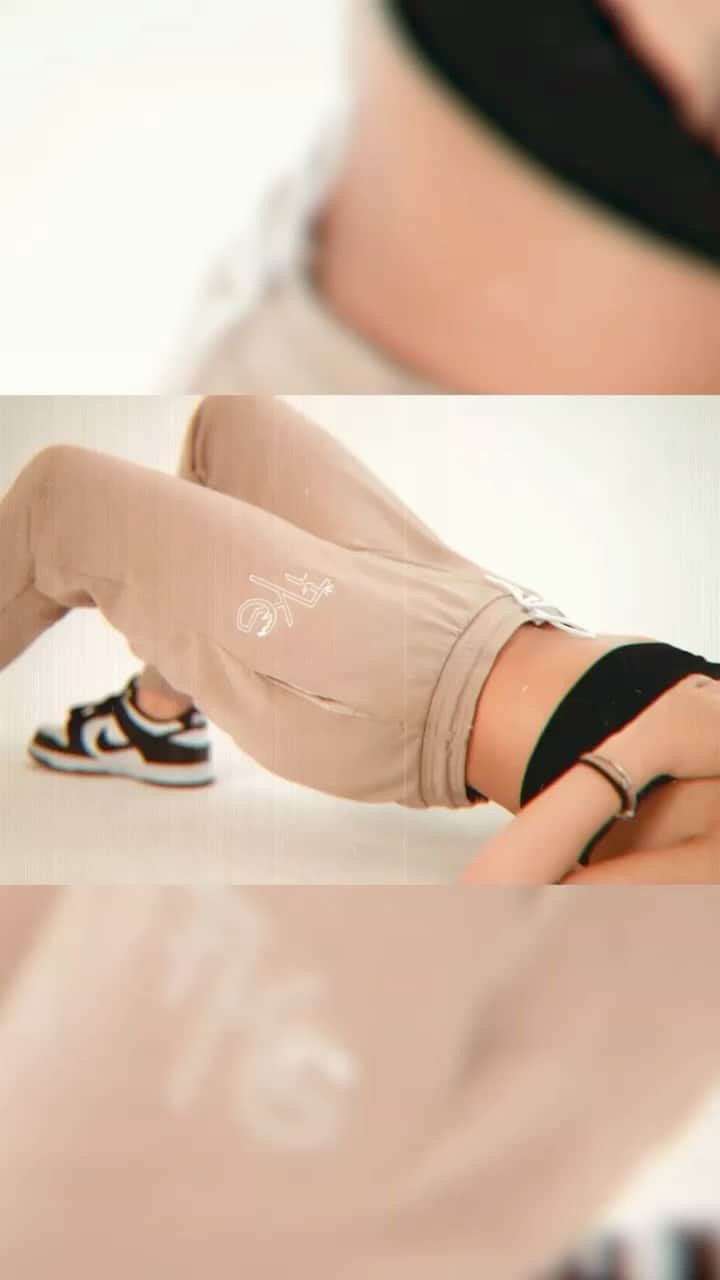 テイラー・グラブスのインスタグラム：「COMING SOON @tkgbrand」