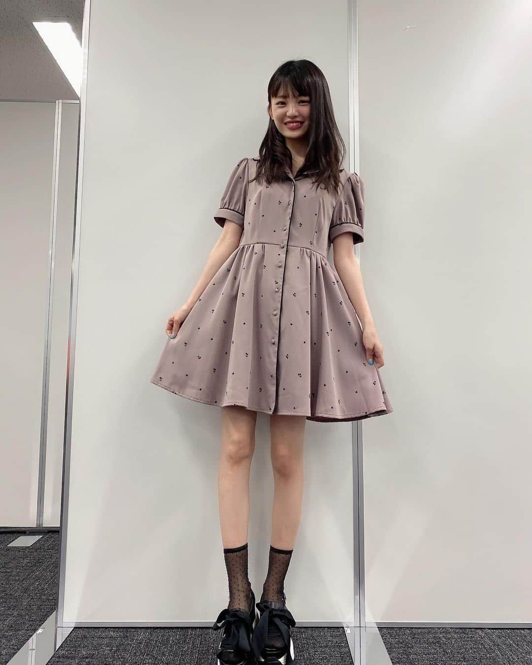 新澤菜央さんのインスタグラム写真 - (新澤菜央Instagram)「可愛いいっぱいください🤍  #nmb48  #オンラインお話し会  #さくらんぼコーデ」7月18日 20時27分 - _shinshin_48