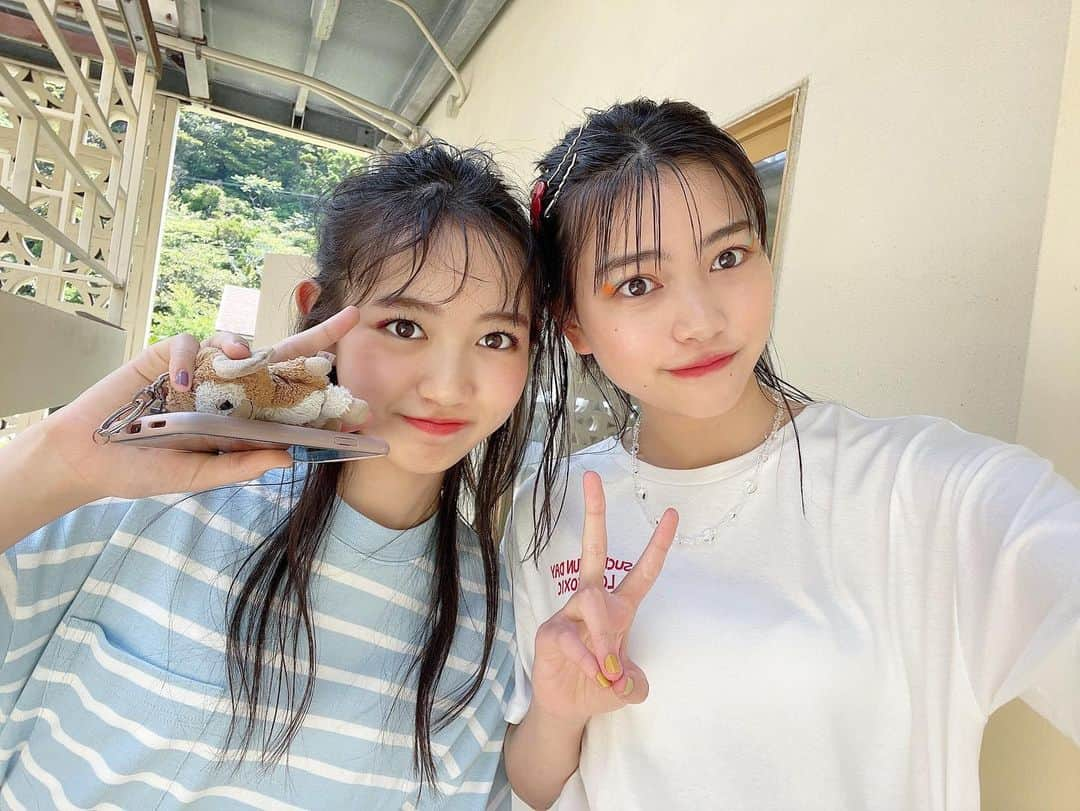 広瀬まのか︎さんのインスタグラム写真 - (広瀬まのか︎Instagram)「🧡💚 実はこーんなに可愛いアイシャドウだったんです 結良ちゃんはピンク 可愛いね〜  #nicola #ニコラ #ニコモ #近藤結良 #広瀬まのか」7月18日 21時05分 - manoka_hirose