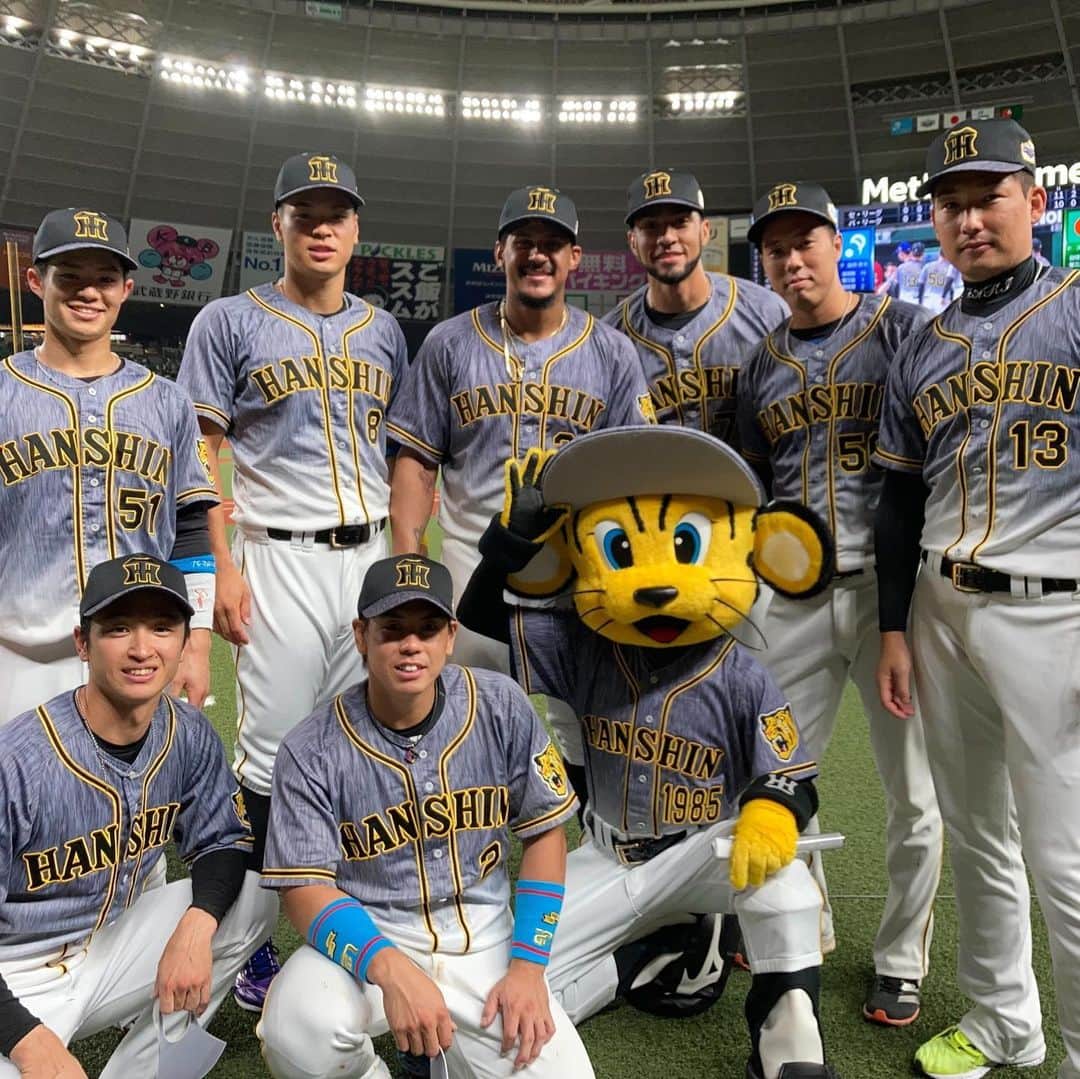 中野拓夢のインスタグラム：「初めてのオールスター、素晴らしい選手の方々と楽しんでやることができました。 このような経験ができたのもファンのみなさんもおかげです。ありがとうございます。 いろいろな選手の方とお話をさせていただいて、すごく勉強になりました。それをこれからのシーズンに活かしていきたいと思います。 たくさんの応援ありがとうございました😁 そして、後半戦も応援よろしくお願いします🙇‍♂️」