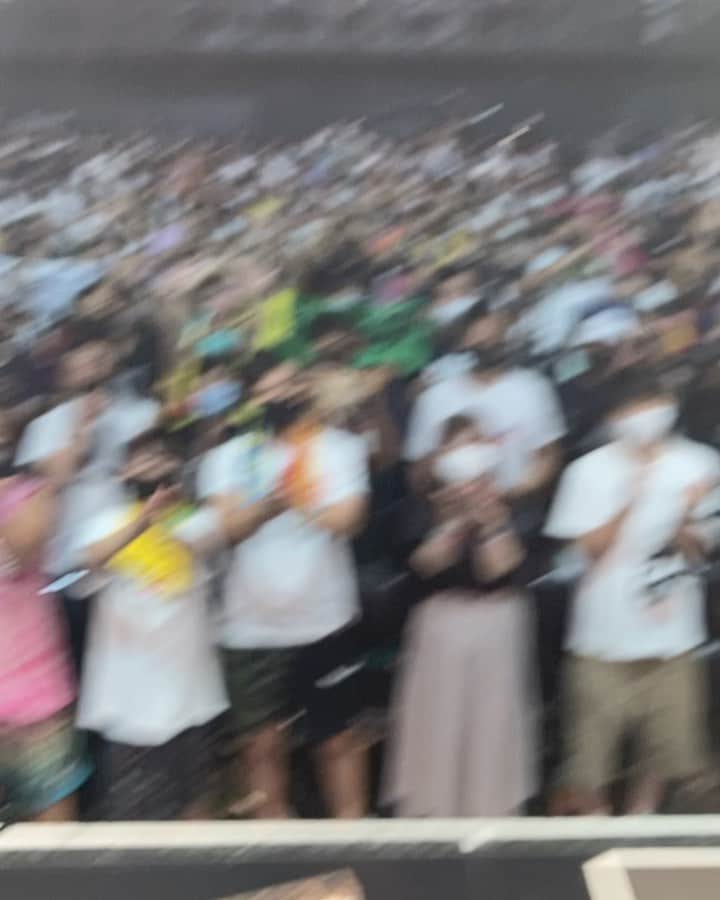 桜井誠のインスタグラム：「かわいくってかっこいいフォーリミと彼らの地元名古屋でライブできたんだ！ サプライズでiceman演ってくれたぜ！ こーへーはゲーム番組でも一緒だし、いじってばっかりだけど、ドラム叩くとめちゃくちゃかっこよくてリスペクトしてます🥁お客さんもあったかくて、終始幸せに満ちた時間でした！ザイマス！！ #04limitedsazabys  #dragonash  #unitedfront」
