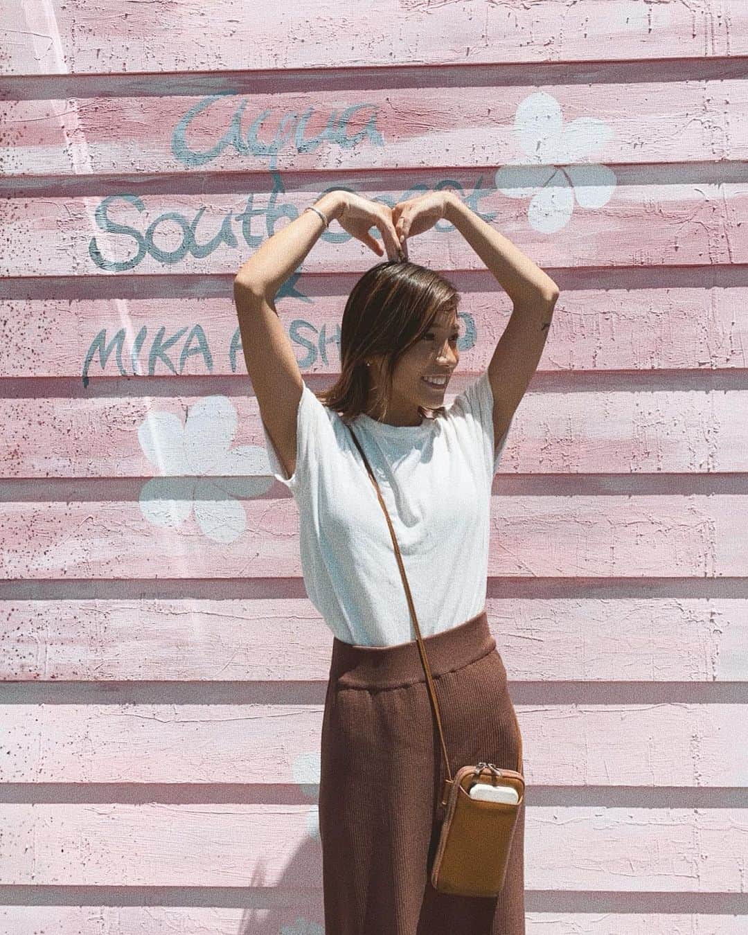 馬詰まほのインスタグラム：「気持ちいい天気🌞✨✌🏽」