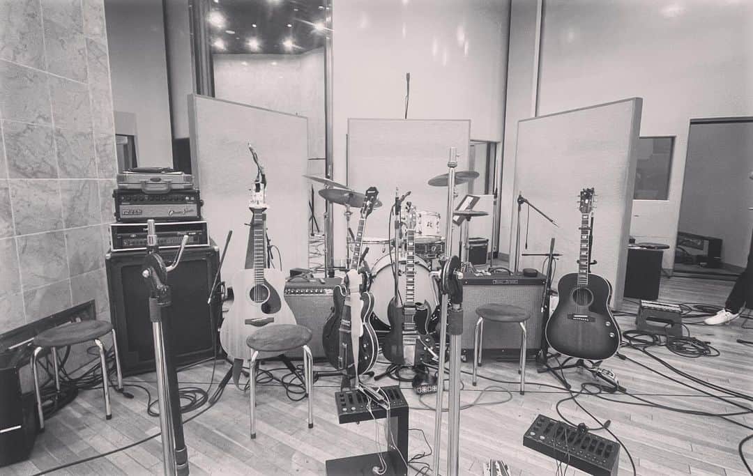 まつきあゆむのインスタグラム：「REC for TV show.てなわけで、 #っぽいウタ という番組に友人達の助けを借りつつ音楽監修、出演等で参加します。TVerなどで見てみてくださいー。」