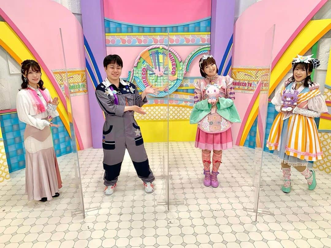 加藤一華さんのインスタグラム写真 - (加藤一華Instagram)「. じゃじゃん！🥳🤍  本日の深夜3:30〜 いちなるがテレビ東京にて放送の 「あにレコTV」に出演します！📺  番組内でまるっとミュークルを 特集して頂きました！😳💖  昔からテレビで見てたお二人。。。 ご一緒させていただけるなんて夢みたいでした😭✨  スタッフさん含め 朗らかで優しいスタジオの空気に身を委ねて すべてが笑いに変わっちゃうくらい、 めちゃくちゃ楽しい収録でした🎤💜  ここでしか話してないような 私たちの深〜い話まで・・・🤭  見応えたっぷりだと思うので ぜひご覧ください！！！🌈  放送後、見逃し配信でもご覧になれます❣️ 詳しくはあにレコTVのHPをチェック🌟  #あにレコTV #テレビ東京 #美山加恋 さん #ノンスタイル井上 さん #いちなる #ミュークルみっくす」7月20日 0時26分 - ichika_kato