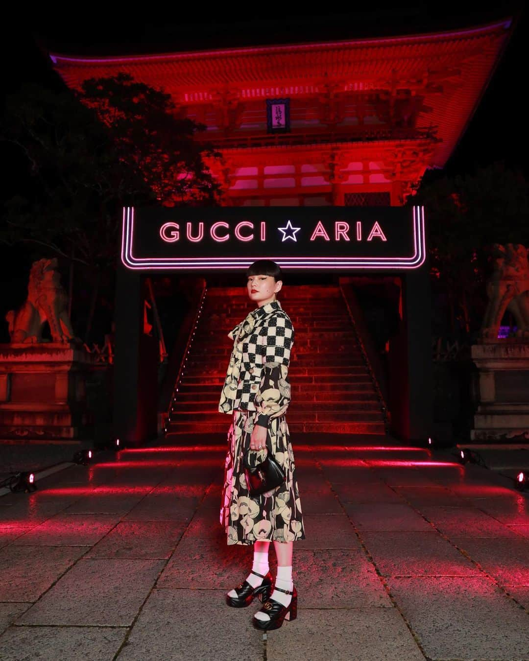 秋元梢さんのインスタグラム写真 - (秋元梢Instagram)「🇯🇵GUCCI京都🇮🇹 100周年おめでとうございます❣️ #gucci #gucciinkyoto #gucciaria」7月19日 17時37分 - akimoto_kozue