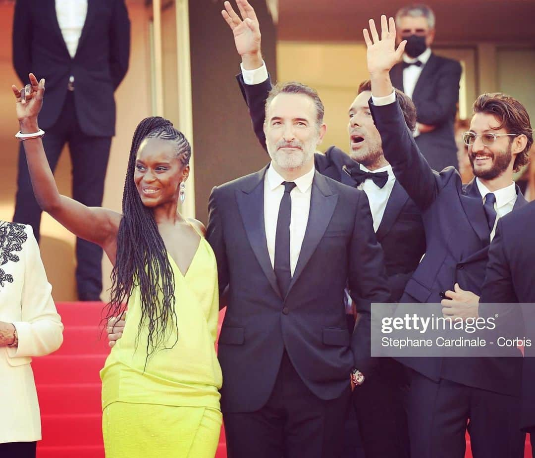 ピエール・ニネさんのインスタグラム写真 - (ピエール・ニネInstagram)「C’était génial ! Merci au public et au @festivaldecannes pour cette soirée magnifique !!! OSS 117 revient dans 2 semaines au cinéma 💥 🔫」7月19日 18時03分 - pierreniney