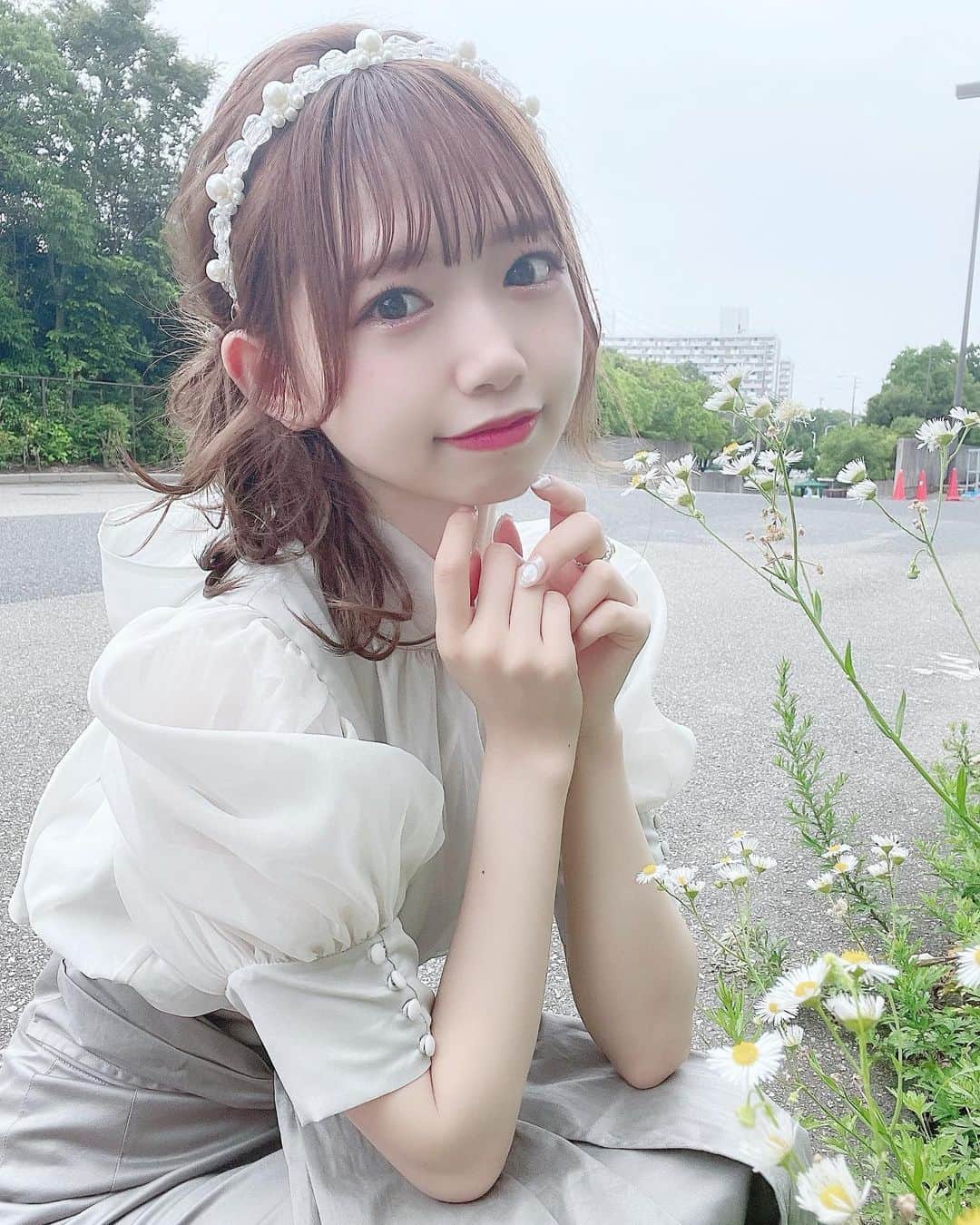 畑美紗起のインスタグラム：「カチューシャキラキラかわいい。🥺🤍  カチューシャ🏷@furfur_official  お洋服🏷 @snidel_official  #ヘアアレンジ #ヘア #カチューシャ #カチューシャアレンジ #ファッション #ファッションコーデ #今日のコーデ #夏コーデ #ラストアイドル #ラストアイドル2期生 #ラスアイ #畑美紗起 #fashion #fashiongram #fashionista #snidel #ootd #ootdfashion  #instafashion #dailylook #hairstyle #outfit」