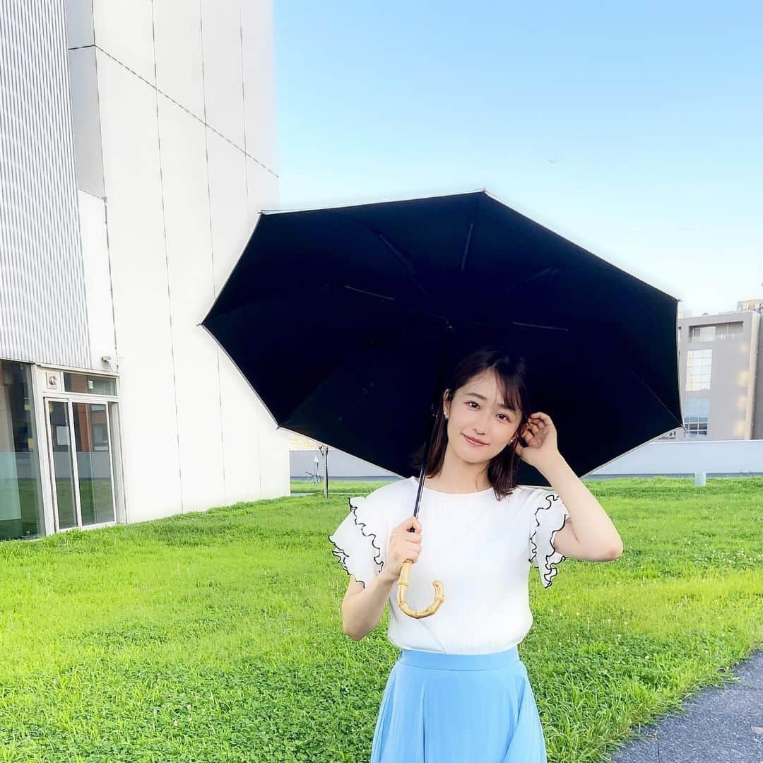 佐藤ちひろさんのインスタグラム写真 - (佐藤ちひろInstagram)「うだるような暑さでしたね☀️  東京都内では今年はじめての猛暑日に😵  なんと、札幌市でも最高気温が35.0℃と、2000年以来、21年ぶりの猛暑日になったそうです。  熱中症に気をつけましょうね😭💦  #暑い　#あつい　#今年初　#猛暑日　#東京 #都内　#札幌　#熱中症　#熱中症対策」7月19日 22時17分 - chihiro.sato_ex