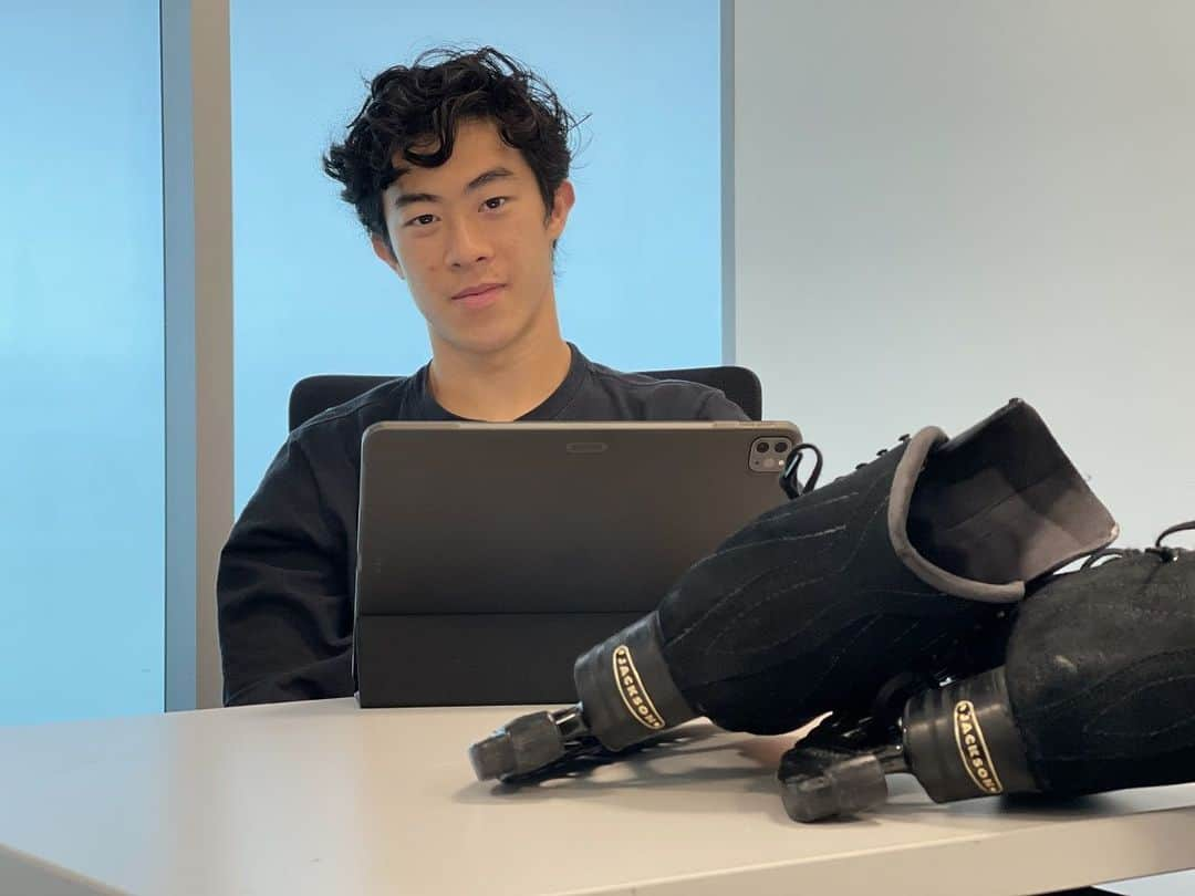 ネイサン・チェンさんのインスタグラム写真 - (ネイサン・チェンInstagram)「I began @connectionsacademy in high school as a way to continue my education and still have enough time to train on the ice. The switch to online school meant taking on different kinds of responsibility, such as scheduling my day to balance studying and skating. Along with time management skills, Connections Academy helped me become more resourceful and a better problem solver — all of which helped me transition into my time at college, especially when we switched to online learning due to the pandemic.   I also loved that at Connections Academy I had an incredible group of people, from my mom to my teachers, that helped me reach my academic goals. One of the core trademarks of any athlete is the ability to work well in a team, and this was something the school helped me refine. I am grateful Connections Academy gave me the flexibility and support I needed to compete at the level I am today.   @connectionsacademy offers full-time, online public school for grades K-12. Online school can expand the way you learn, help you pursue your passions (like it did for me), and help you gain skills needed in life. If you have questions about the school, ask them in the comments, and someone from the school will get back to you.    #sponsored #onlineschool #connectionsacademy #learningwithoutlimits」7月20日 4時59分 - nathanwchen