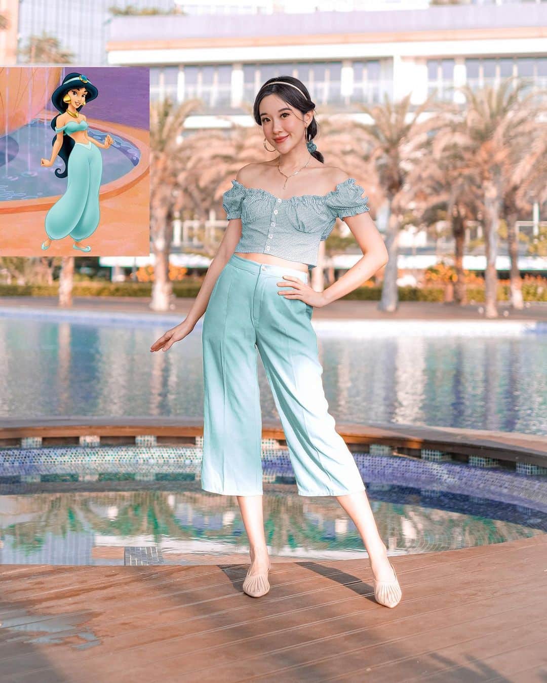 ジェシカ・ヤマダのインスタグラム：「Let me share this whole new world with you 🕌⁣⁣ Siapa disini yang waktu kecil pernah ada crush sama Aladdin? 👳🏽🌌🙋‍♀️🙈💫✨⁣ ⁣Gombalannya sakti loh dia:⁣ 𝘐 𝘤𝘢𝘯 𝘴𝘩𝘰𝘸 𝘺𝘰𝘶 𝘵𝘩𝘦 𝘸𝘰𝘳𝘭𝘥⁣ 𝘚𝘩𝘪𝘯𝘪𝘯𝘨, 𝘴𝘩𝘪𝘮𝘮𝘦𝘳𝘪𝘯𝘨, 𝘴𝘱𝘭𝘦𝘯𝘥𝘪𝘥⁣ 𝘛𝘦𝘭𝘭 𝘮𝘦, 𝘱𝘳𝘪𝘯𝘤𝘦𝘴𝘴, 𝘯𝘰𝘸 𝘸𝘩𝘦𝘯 𝘥𝘪𝘥⁣ 𝘠𝘰𝘶 𝘭𝘢𝘴𝘵 𝘭𝘦𝘵 𝘺𝘰𝘶𝘳 𝘩𝘦𝘢𝘳𝘵 𝘥𝘦𝘤𝘪𝘥𝘦?⁣ 𝘐 𝘤𝘢𝘯 𝘰𝘱𝘦𝘯 𝘺𝘰𝘶𝘳 𝘦𝘺𝘦𝘴⁣ 𝘛𝘢𝘬𝘦 𝘺𝘰𝘶 𝘸𝘰𝘯𝘥𝘦𝘳 𝘣𝘺 𝘸𝘰𝘯𝘥𝘦𝘳⁣ 𝘖𝘷𝘦𝘳, 𝘴𝘪𝘥𝘦𝘸𝘢𝘺𝘴 𝘢𝘯𝘥 𝘶𝘯𝘥𝘦𝘳⁣ 𝘖𝘯 𝘢 𝘮𝘢𝘨𝘪𝘤 𝘤𝘢𝘳𝘱𝘦𝘵 𝘳𝘪𝘥𝘦⁣ ⁣ Pusing deh pala #Jasmine 🤣💘💞⁣ ⁣ #ELLEJESSas #PrincessJasmine⁣ #DisneyBound⁣⁣ #jesswears #DisneyOOTD⁣ #DisneyPrincess」
