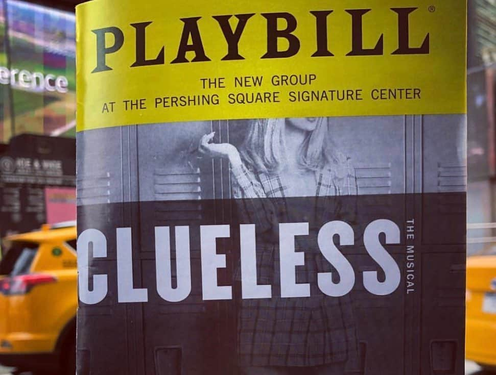 ダヴ・キャメロンさんのインスタグラム写真 - (ダヴ・キャメロンInstagram)「happy anniversary clueless !! thank you and congratulations to icons @aliciasilverstone @amyheckerling . so lucky to play in your world !! i love you forever 💌」7月20日 12時46分 - dovecameron