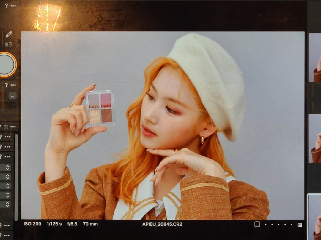 TWICEさんのインスタグラム写真 - (TWICEInstagram)「#광고 #개인광고 #사나다현  베레모샤👩🏻‍🦰🍊🎃🍁🍂🧡 @apieu_cosmetics」7月20日 16時19分 - twicetagram