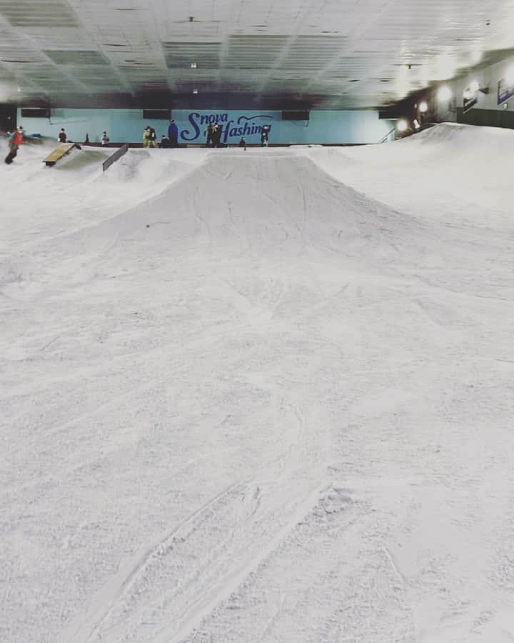 堀島行真のインスタグラム：「I started snowboard 🏂 #B720 🎥 @atsuki.m25」