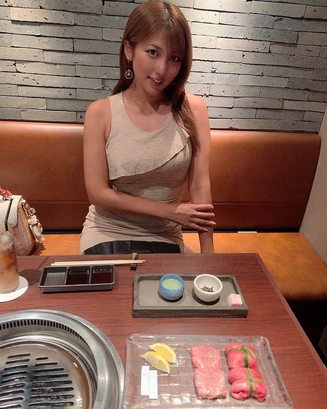 神谷麻美さんのインスタグラム写真 - (神谷麻美Instagram)「今日は #焼肉 だよ～🥰💖💖✨ 美味しかった〜🐃❤✨   #和牛焼肉とびうし #飯田橋グルメ  #飯田橋ディナー」7月20日 22時44分 - asamice428