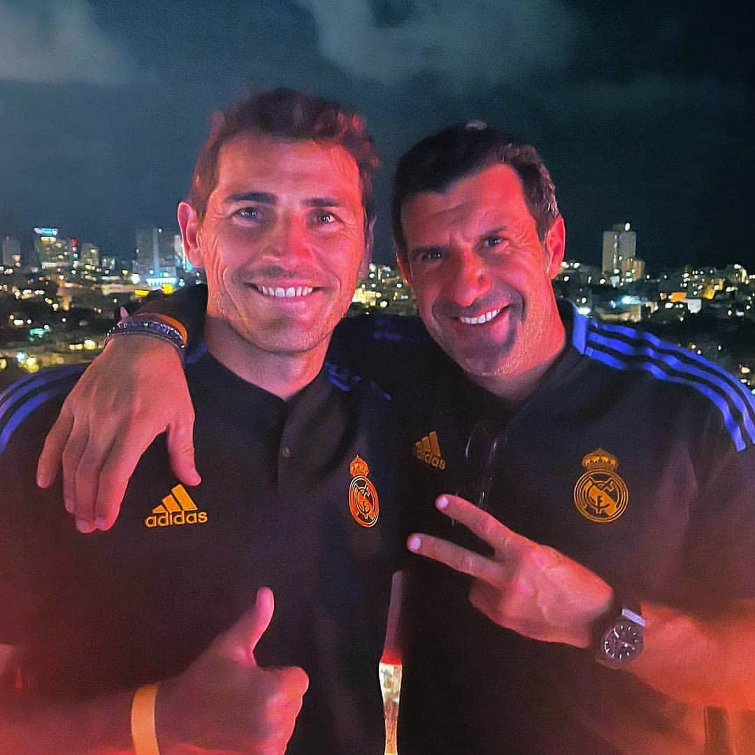 イケル・カシージャスさんのインスタグラム写真 - (イケル・カシージャスInstagram)「Leyendas 💙 #ikercasillas #luisfigo」7月20日 23時44分 - ikercasillasoficial