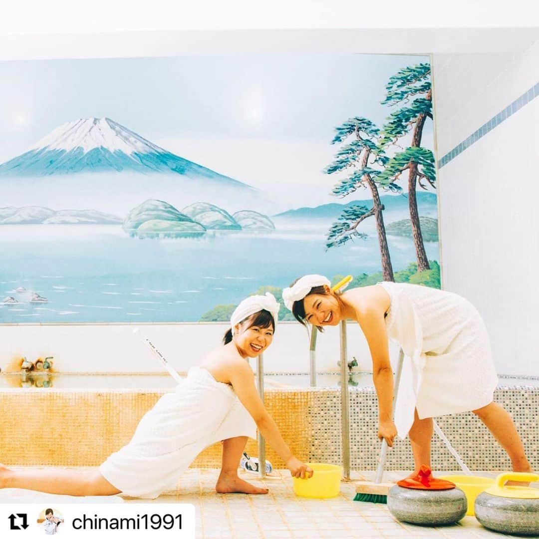 吉田夕梨花さんのインスタグラム写真 - (吉田夕梨花Instagram)「#Repost @chinami1991 with @make_repost ・・・ ・ 以下チャイルド・ケモ・サポート基金様からのコメントを掲載させていただきます。 ・ 🐸 ・ カーリングカレンダーチャリティー２０２１を実施くださったみなさま、ご支援くださったみなさまへ。  この度はカーリングカレンダーチャリティー２０２１によって当施設「チャイルド・ケモ・ハウス」をご支援いただき誠にありがとうございます。   チャイルド・ケモ・ハウスは小児がんや重い病気をもつお子さんとご家族が治療中でもできる限り家族で過ごすことができるようにと建設された病院と家の中間施設です。 現在下記のような方々が日本全国から来られ施設をご利用くださっています。   ・近隣施設で治療を受けられるお子さんのご家族 ・外泊時に家が遠方で帰ることができないお子さんとご家族 ・病院を退院後、すぐに自宅に帰ることができずリハビリ目的で使いたい方 ・ターミナル期に家族が一緒にいながら医療者もすぐそばにいる環境で過ごしたい方   上記のような方々に快適に過ごしていただきたいのですが、チャイルド・ケモ・ハウスの施設自体が9年目を迎え精密機械類の劣化による不具合が出てきております。 特に患児さんやご家族に伸び伸びと過ごしていただくための共用ホール全体の冷暖房に使用している業務用エアコンの室外機が、製品の耐久時間大きく超えてしまっておりましたが金銭面の負担の大きさからなかなか機器全体の修理交換の目途が立たたない状態でありました。   そのため、この度、みなさまから大変高額のご寄附をさっそくこちらの業務用エアコン室外機の修理に使用させていただきたいと考えております。 今回のご支援によって安全で快適なハウス内の環境を維持させていただけますことに心より感謝申し上げます。   １人でも多くの方の応援が、困難な状況におられるお子さんとご家族の支えとなり地域社会で暮らしていく力となります。 この度はたくさんのご支援を有難うございました。 引き続きチャイルド・ケモ・ハウスをどうぞ宜しくお願い致します。   公益財団法人チャイルド・ケモ・サポート基金  @childchemohouse」7月21日 7時31分 - yurikayoshida77