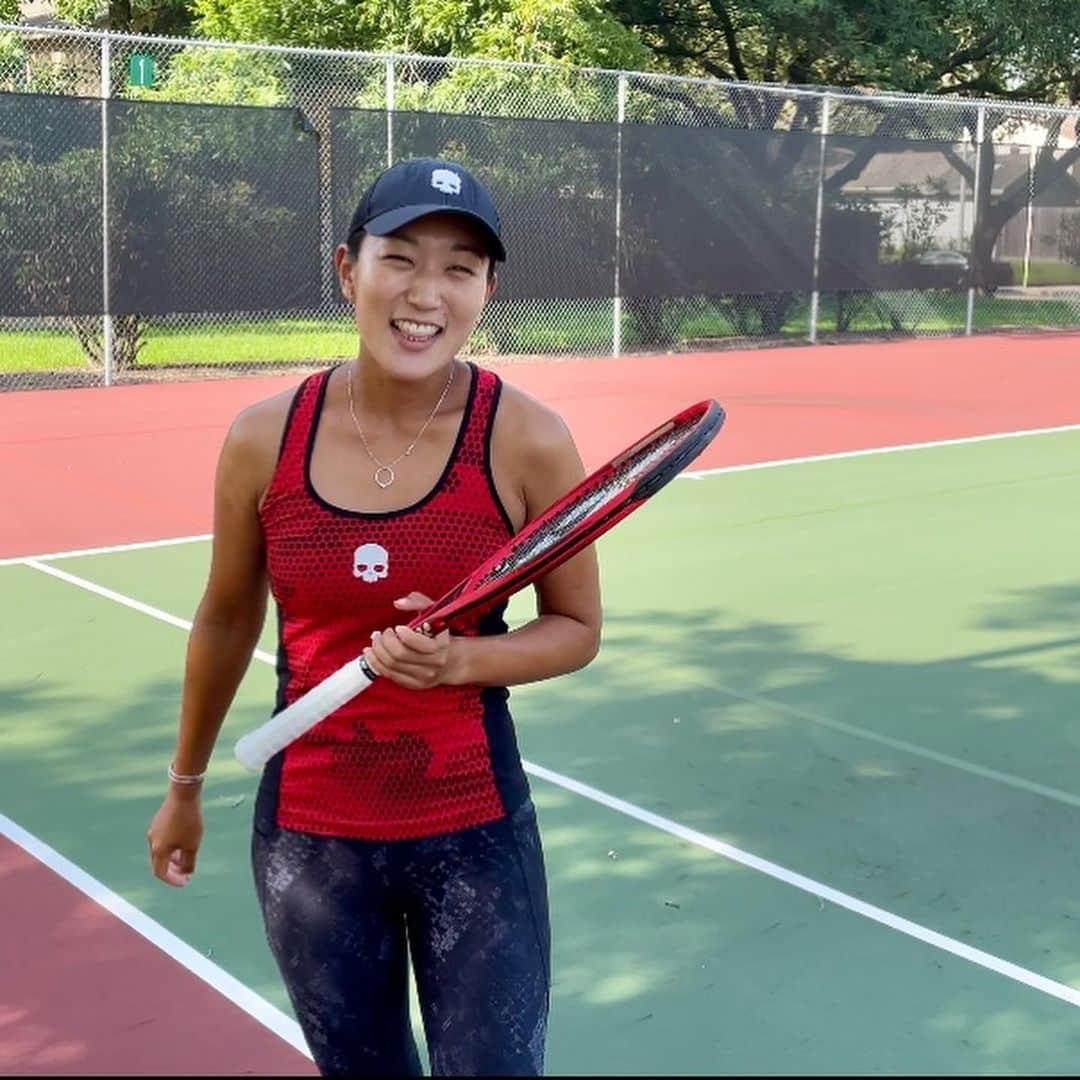 のインスタグラム：「Smile✨👊🦋🎾」