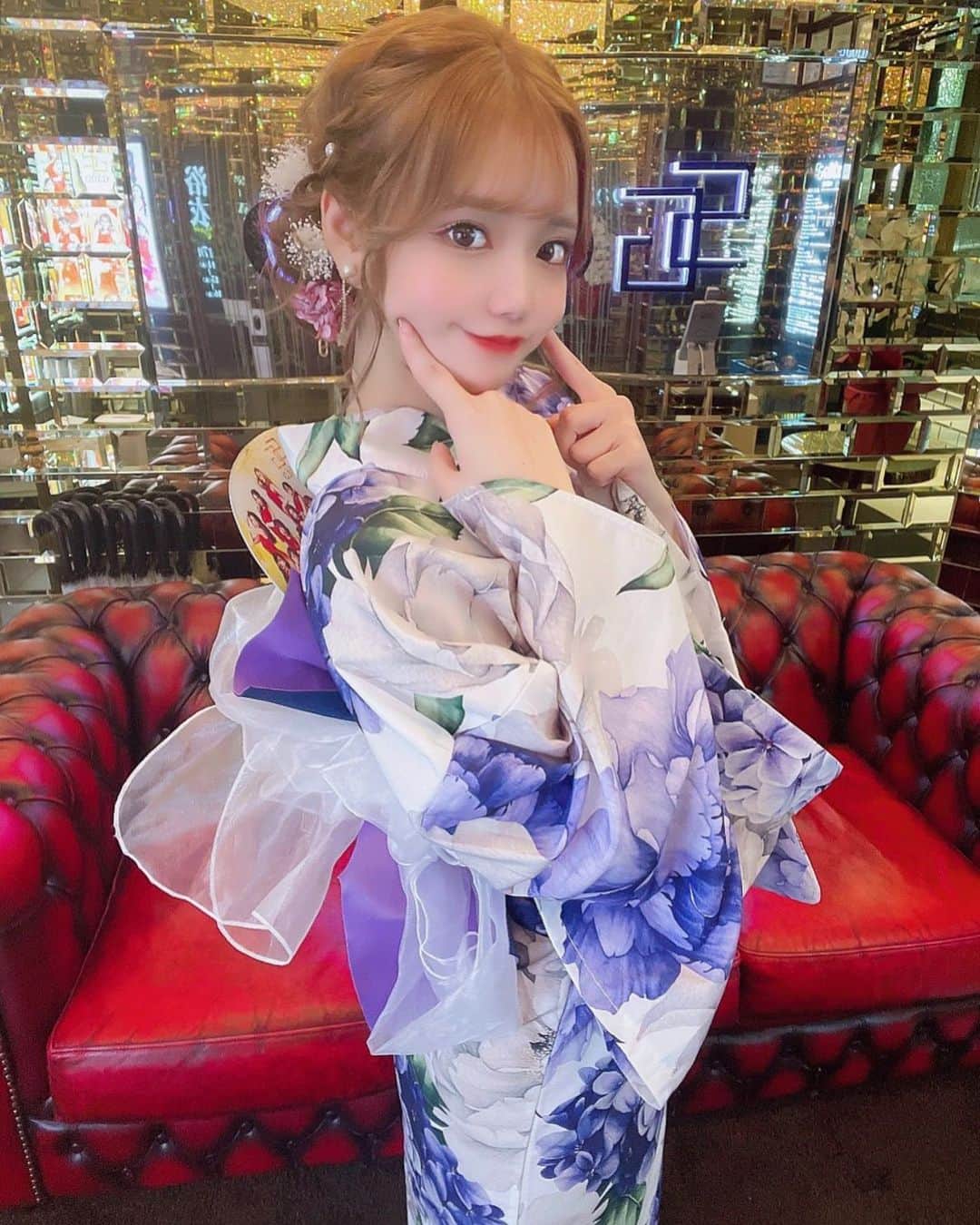 桜木せりなのインスタグラム：「浴衣イベント2日目の浴衣はみーちゃんの着たよ🐈 . . . #浴衣 #浴衣イベント #浴衣女子 #名古屋 #錦 #錦3 #salondegold #キャバクラ  #キャバ嬢 #クラブ  #ニュークラブ #ラウンジ #自撮り #シャンパン #歌舞伎町 #六本木 #銀座 #北新地  #ミナミ #中洲 #すすきの #followforfollowback #いいね #followｍe #follow #かわいい #instalike #instagood #likesforlike  #いいね返し」
