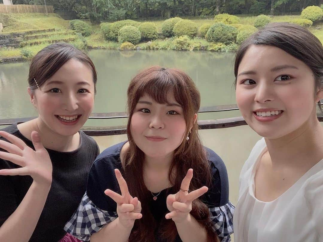 宮本佳奈さんのインスタグラム写真 - (宮本佳奈Instagram)「＊ ＊ 今日で代打出演は 一旦終了の予定です🌻 ＊  最後までお付き合いいただけますと 嬉しいです😊💓 ＊  明日22日(木)の「Check!」は 特集を担当しています✨ ＊  国文祭・芸文祭に合わせて 県内でも公演が予定されている オペラ「赤毛のアン」。 ＊  キャストを含め オールみやざきのメンバーで 本番に向け 稽古が大詰めを迎えています。 ＊  左から 都城公演主演　後藤悠さん❤️ 宮崎公演主演　永吉愛さん❤️ ＊  写真撮影時のみマスク外しました⚠️ ＊  ぜひご覧ください💐 ＊  #代打 #出演 #一段落 #お疲れさまでした #ありがとうございました #明日は #特集 #記者 #アナウンサー #宮崎 #miyazaki #MRT #宮崎放送 #国分祭芸文祭みやざき #オペラ #opera #赤毛のアン #いよいよ #公演」7月21日 16時45分 - mrt.miyamoto