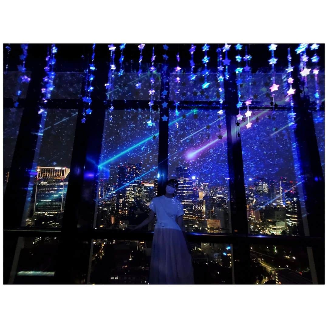 足立梨花さんのインスタグラム写真 - (足立梨花Instagram)「すっごい綺麗だった✨  写真で伝わるかなぁ… キキララのなんかやってたよ🥰 ↑なんかってw  #東京タワー #イルミネーション #携帯クオリティ #filmはのちほど」7月21日 18時44分 - adacchee