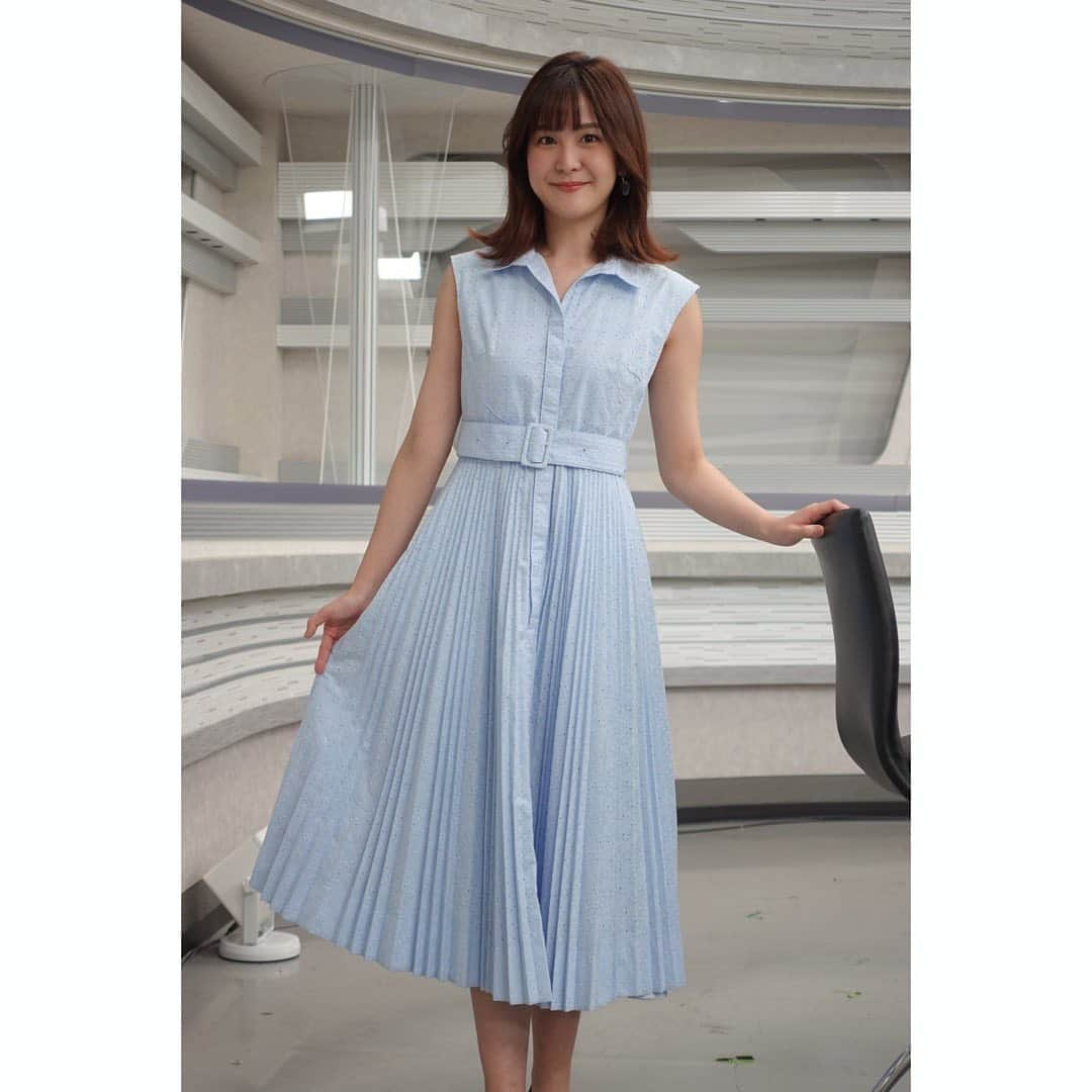 林美桜さんのインスタグラム写真 - (林美桜Instagram)「. 今日のJチャン👗  この後20時から#バーチャル六本木 でお会いしましょう🍉 詳しくはストーリーをご覧くださいね〜♪ #テレビ朝日#バーチャル#フリートーク#弘中綾香 アナ#山本雪乃 アナ」7月21日 18時58分 - miou0hayashi