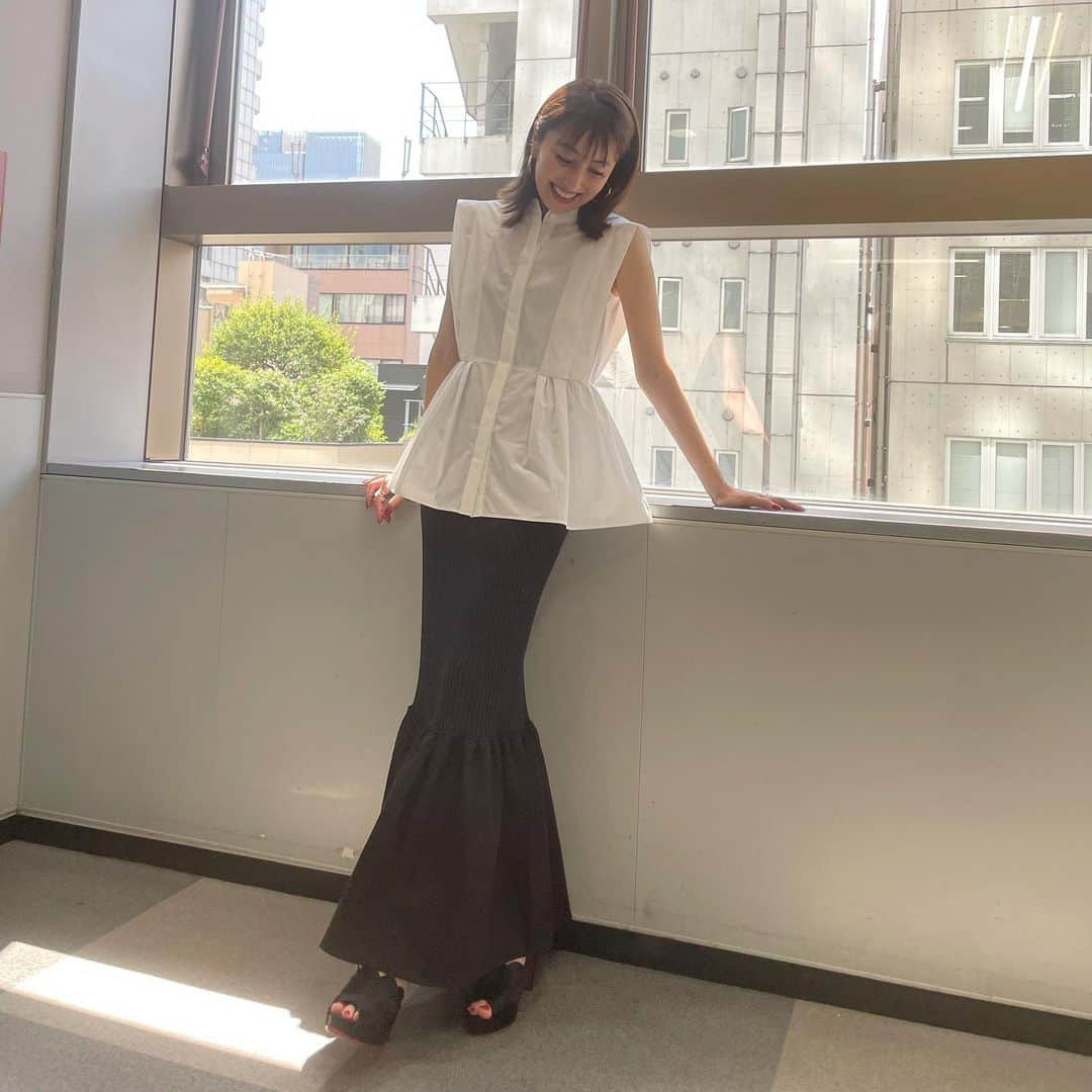 矢田亜希子さんのインスタグラム写真 - (矢田亜希子Instagram)「富士急ハイランド楽しかったなー！またすぐにド・ドドンパ乗りたいなww 今日の衣装 @nemika_official @cepie.jp @gallardagalante @louboutinworld」7月21日 19時16分 - akiko_yada