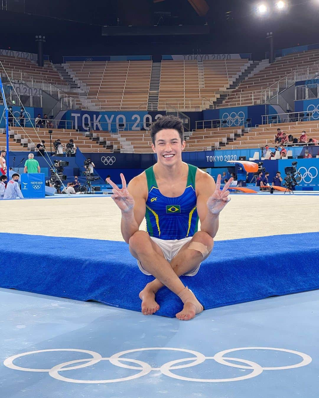 アルトゥール・オヤカワ・マリアノさんのインスタグラム写真 - (アルトゥール・オヤカワ・マリアノInstagram)「Podium Training ✅  Vamo que vamo time 🇧🇷  … #timebrasil #gymnastics #fig #gym #tokyo #2020 #oly #strongtogether」7月21日 19時25分 - arthurnory