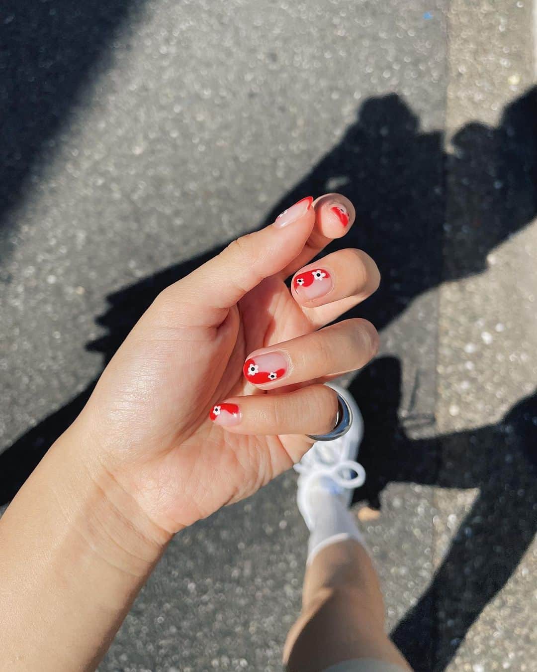 Julia Castroさんのインスタグラム写真 - (Julia CastroInstagram)「Summer Taste Nails❤️ 7月ネイルはこんな感じ💅🏻 . #summernails  #summerstyle  #gelnails #fashion #julistagram」7月21日 21時29分 - julia.c.0209