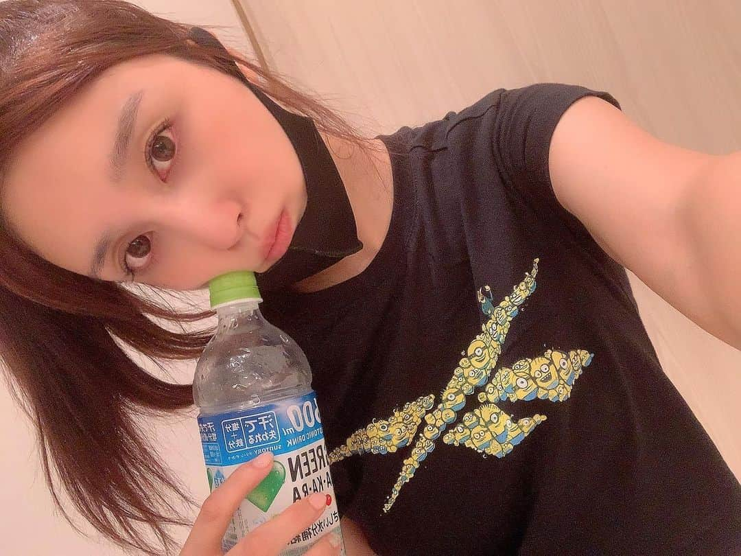 古川いおりさんのインスタグラム写真 - (古川いおりInstagram)「ネイルの後はトレーニング行ってきました✨ 今日は背中、二の腕、お尻と盛りだくさんでした💦💦💦 楽しかったけどめっちゃキツかったぁぁぁww でも楽しかったです☺️ 今日もありがとうございます😁 ミニオンと一緒に頑張ったよぉぉ💖  #パーソナル　#トレーニング　#トレーニング女子　#ポニーテール　#グリーンダカラ　#個人的に　#好きです」7月21日 22時17分 - kogawaiori