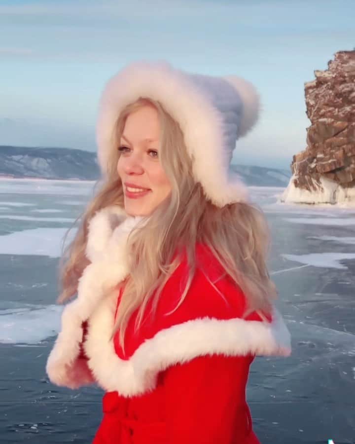 アナスタシヤ・ガルスチャンのインスタグラム：「Я в моменте ✨」