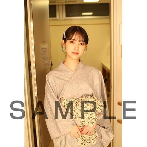 堀未央奈さんのインスタグラム写真 - (堀未央奈Instagram)「🕊  今月行われた "anoim ファンクラブイベント" で撮影したオフショットの 写真5枚セットが 販売開始されました☺︎  A type(5枚入り) B type(5枚入り) C type(5枚入り) D type(5枚入り)  で全20種類です🐬！ 全部私がセレクトしたお気に入り 写真です👼🏻  7月31日までの受注生産になるので ぜひお早めにチェックしてください👸🏻🤍  https://store.plusmember.jp/shop/products/list.php?category_id=2263  URLはストーリーにも 貼ります！  #anoim」7月22日 18時16分 - horimiona_official