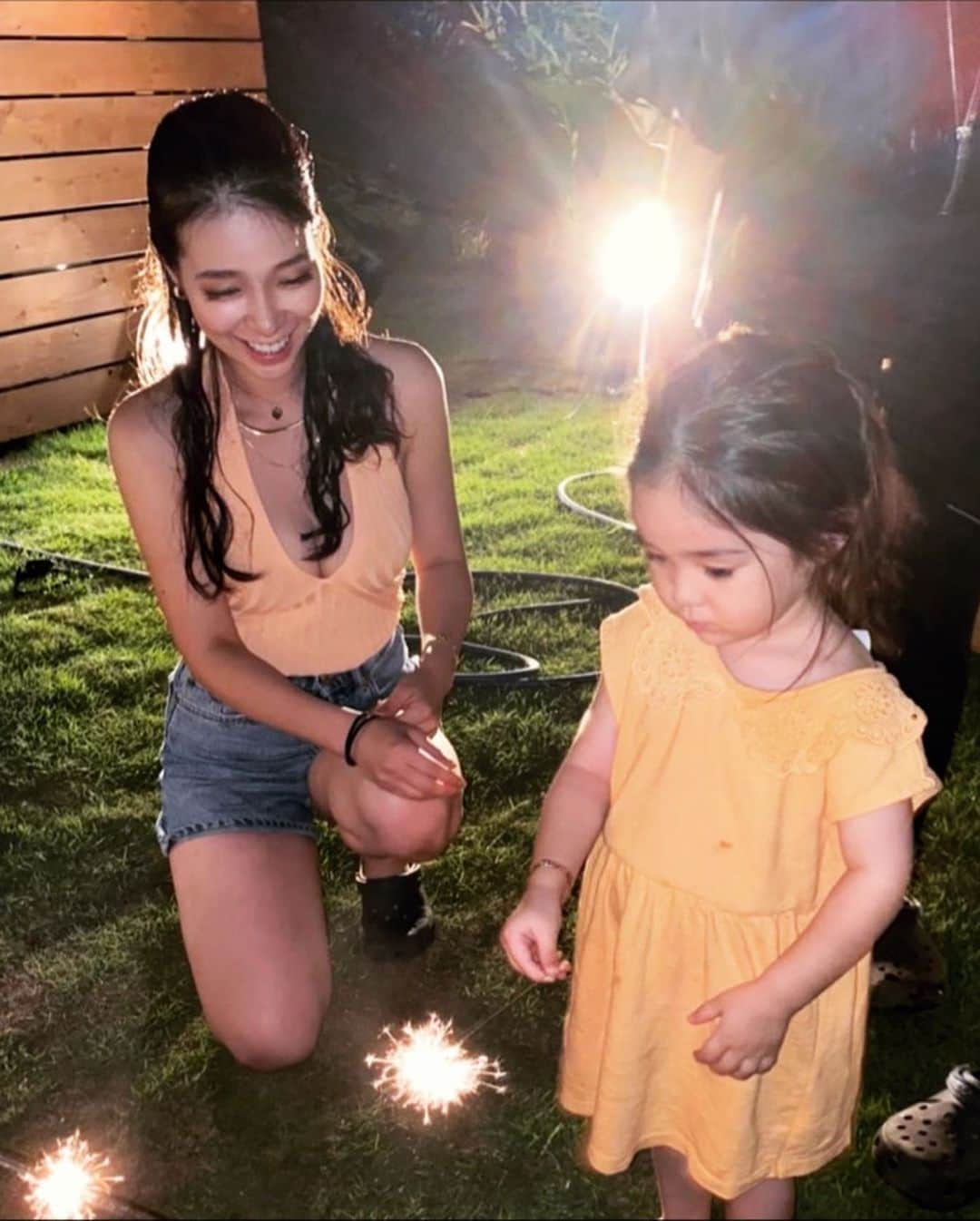 紅蘭さんのインスタグラム写真 - (紅蘭Instagram)「子供はもう夏休みだけど ママ達は普通に仕事！！って事で スタッフ達と子供遊ばせ ...