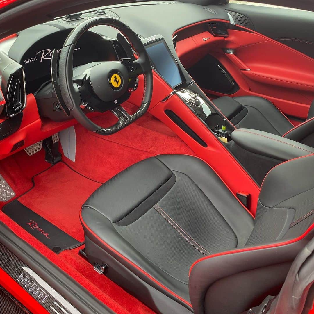 常深史織さんのインスタグラム写真 - (常深史織Instagram)「フェラーリの試乗会🏎✨ ESPERIENZA FERRARI GRAN TURISMO EDITION ＠和空 三井寺 にご招待いただきました🤤💕  完全プライベートだよ🚘❣️  "Ferrari Roma" と "Ferrari Portofino M"を運転〜 興奮が止まらない😂✨  superGT300の石川選手の同乗で プロドライバーさんの運転も体験🏎 こんな機会なかなかないよねぇ😘  #esperienzaferrarigrantourismo  #Ferrari #ferrariroma  #ferrariportofino #フェラーリ #フェラーリ試乗会  #フェラーリ試乗  #フェラーリローマ  #フェラーリポルトフィーノ #和空三井寺 #三井寺 #コーンズ心斎橋  #コーンズ #supergt #supergt300  #プロドライバー #エスペランサフェラーリ #グランツーリスモ」7月22日 22時41分 - sioripopn