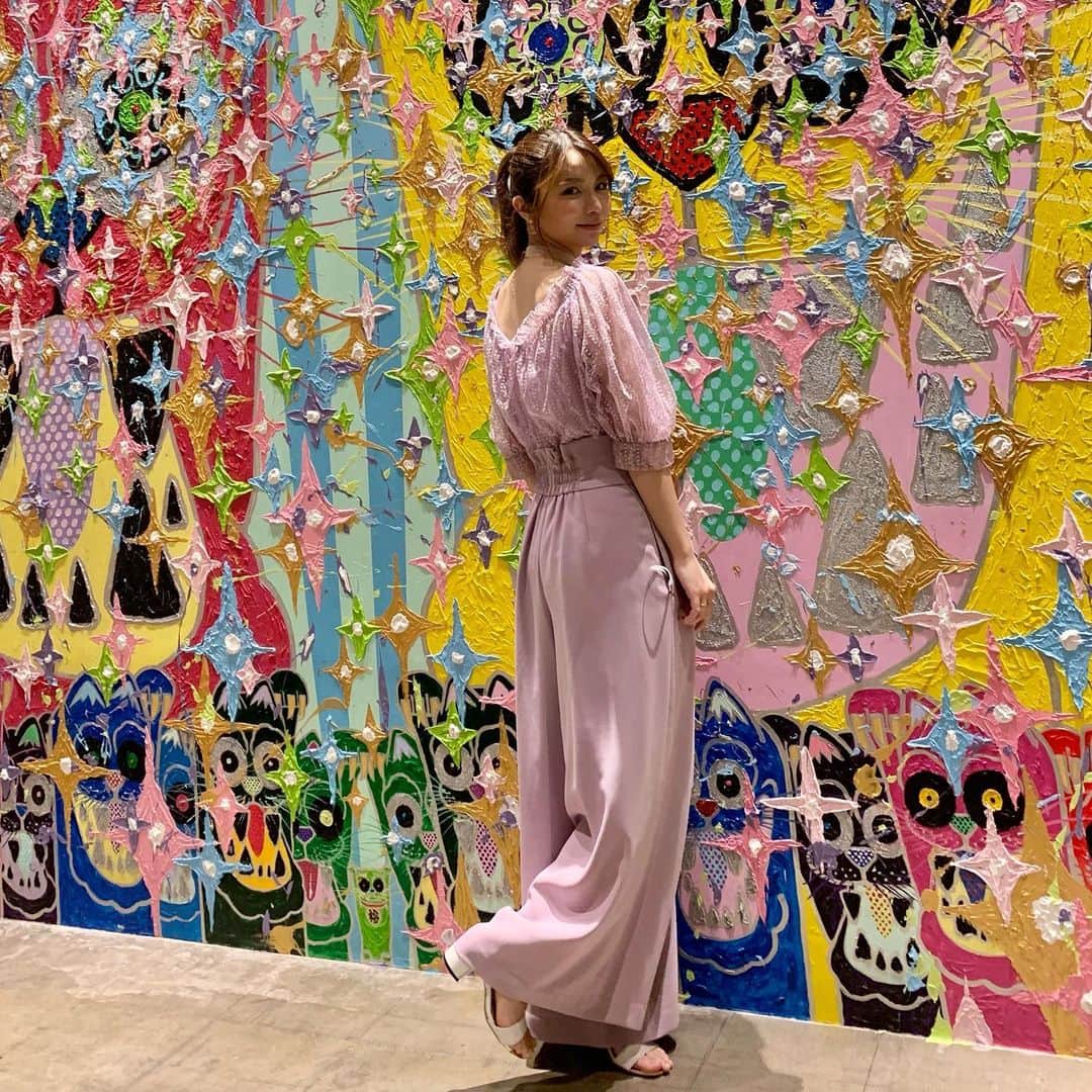 仲村美海のインスタグラム：「💘私服💘 ⁡ ⁡ ⁡ 👾《お知らせ》👾 ⁡ 7/25（日）名古屋撮影会 https://hanamaru-photo.com/article/7904.html ⁡ 主婦の友インフォスさんから ムック本『おふさいど』発売中❗️」