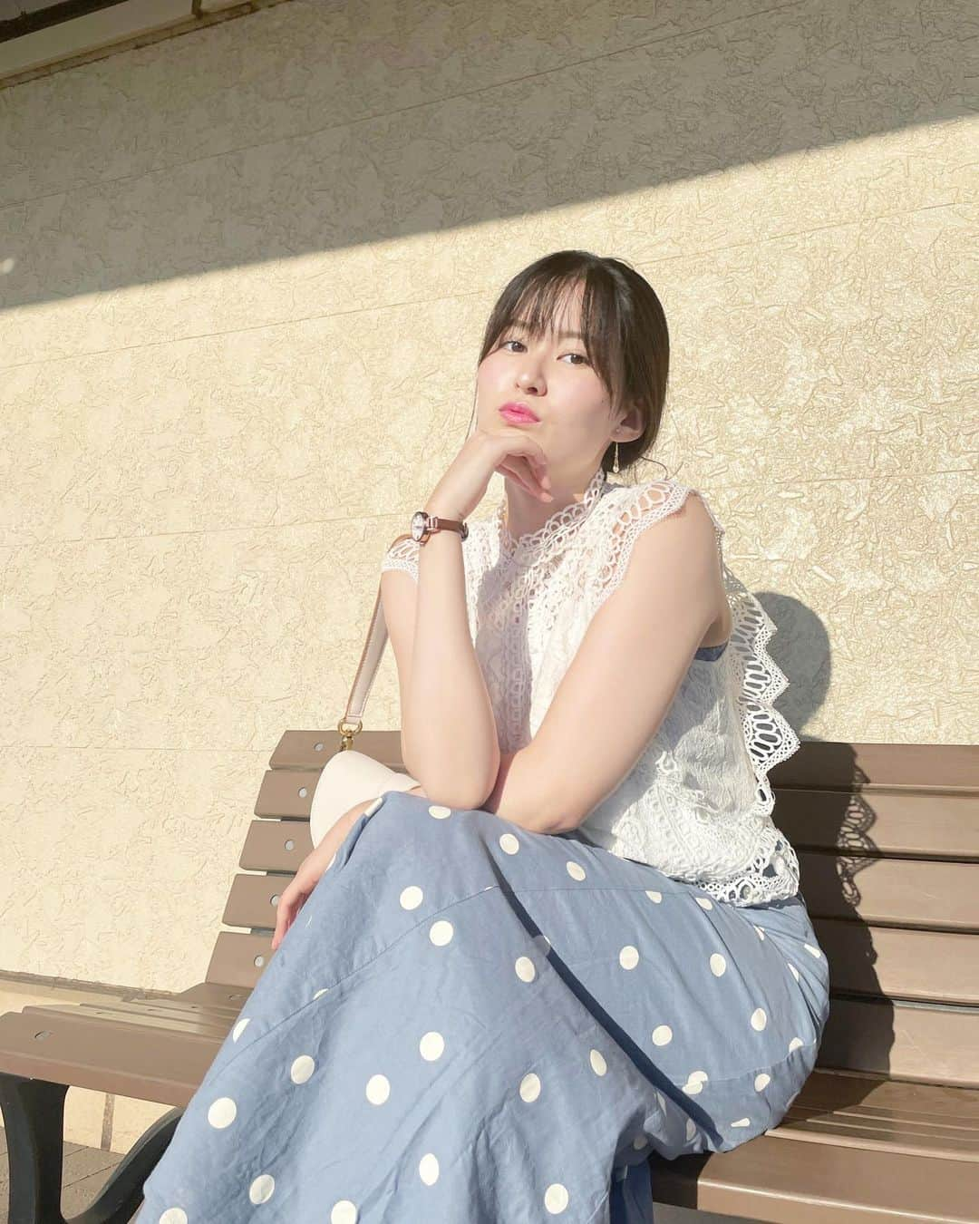 未梨一花さんのインスタグラム写真 - (未梨一花Instagram)「夏の日差し   今年は既に浴びすぎてます👶🏽     #これがこう #水玉 #夏 #夏コーデ #私服 #ノースリーブ #ロングスカート  #水着 #ビキニ #グラビア」7月23日 15時01分 - 1ka__3ri