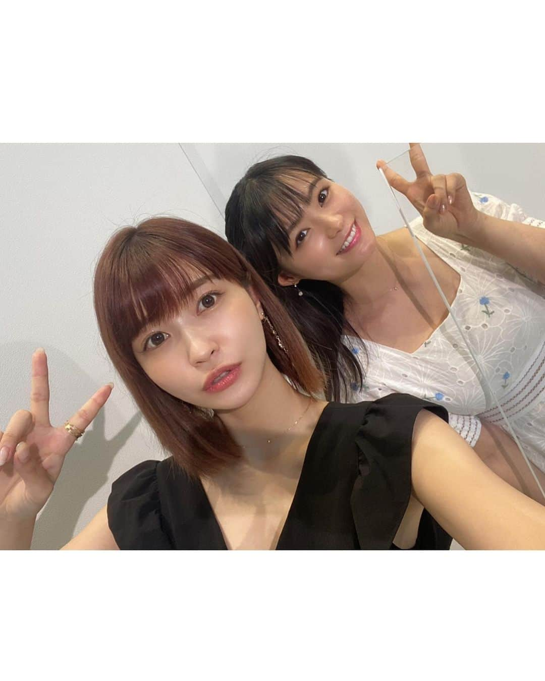 岸明日香さんのインスタグラム写真 - (岸明日香Instagram)「今日も生放送観てくれてありがとう🥰 楽しすぎました👏✨  久々のみづきちと❤️ 初めて会った時は16歳やったなあ🥺✨ うちの付けたあだ名を今も使ってくれてるなんて可愛すぎる😂💋」7月23日 19時19分 - aspoo02