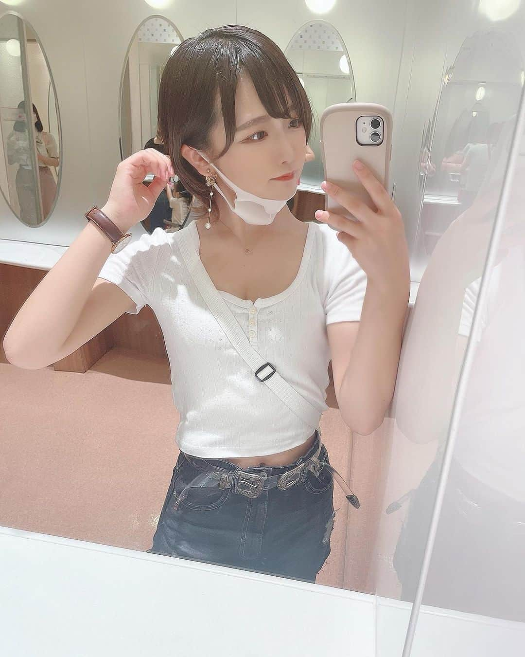 香月杏珠さんのインスタグラム写真 - (香月杏珠Instagram)「最近はかっこいい系とかお姉さん系な格好にハマっておりますね😎😎✌️」7月23日 19時47分 - anjyu_neko