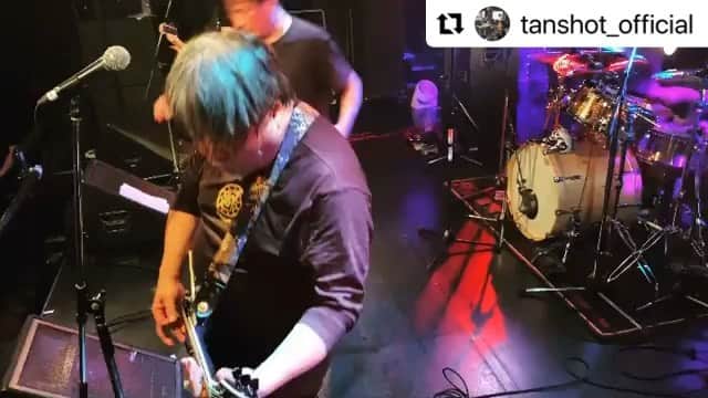 Larry のインスタグラム：「昨日越谷easygoingsでの一コマ。 丹ちゃんあーーすぅー！ #Repost @tanshot_official with @make_repost ・・・ あついいににちでした。」