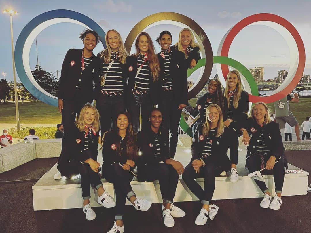 ジョーダン・ラーソンのインスタグラム：「Opening Ceremonies!!! Ready for the games to begin! 🇺🇸🇺🇸」